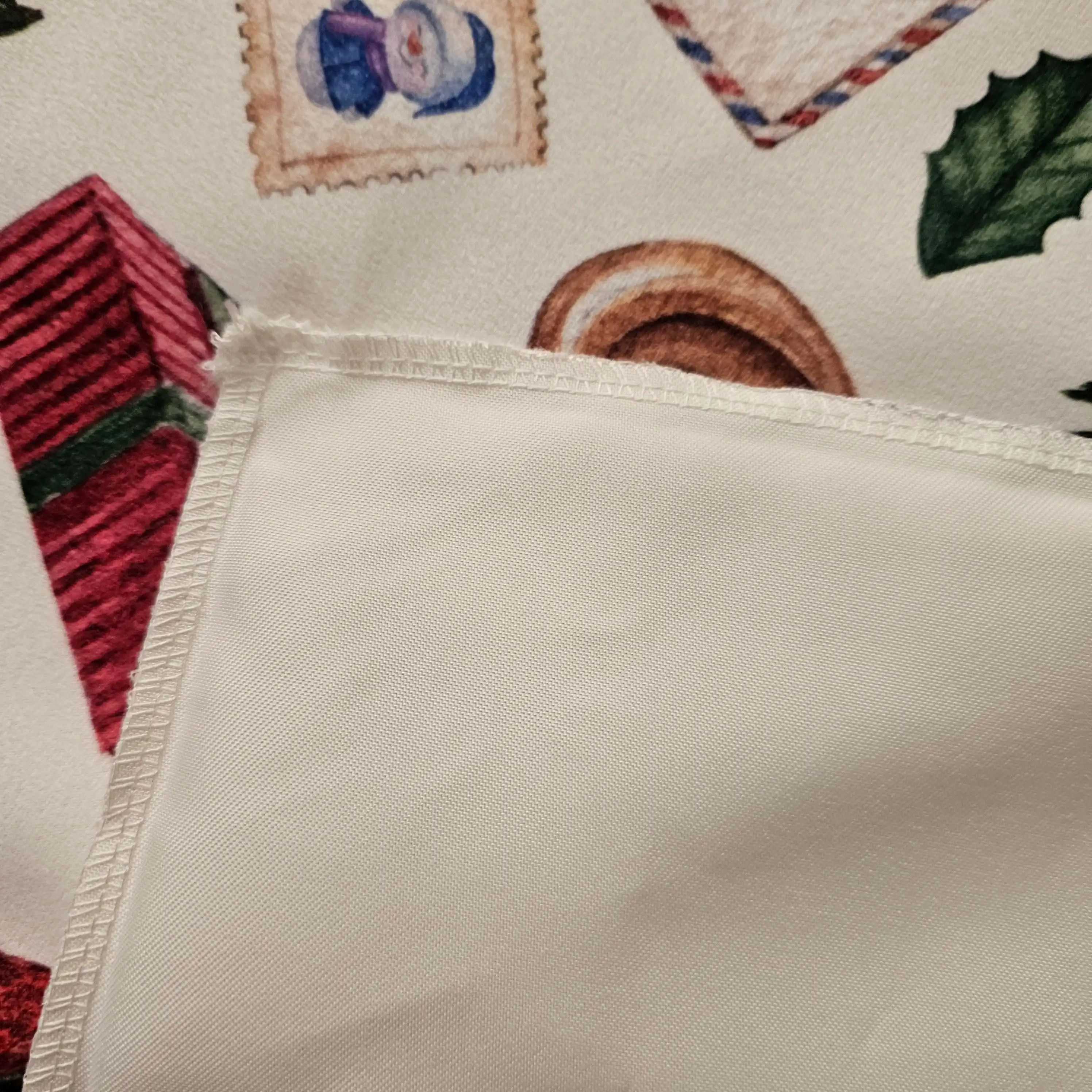 Ikki tomonlama yangi yil yostiq jild divannga, 43*43 sm