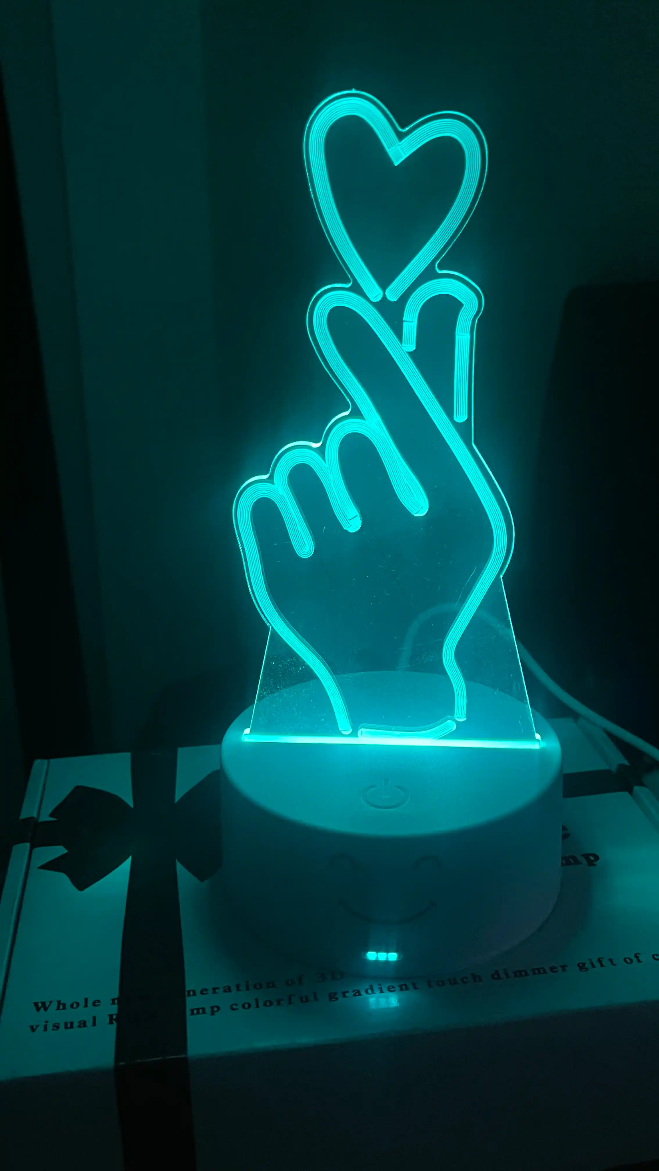 3D tungi yorug'lik LED, USB, 11 turdagi 7xil rang o'zgartirish rejimi mavjud