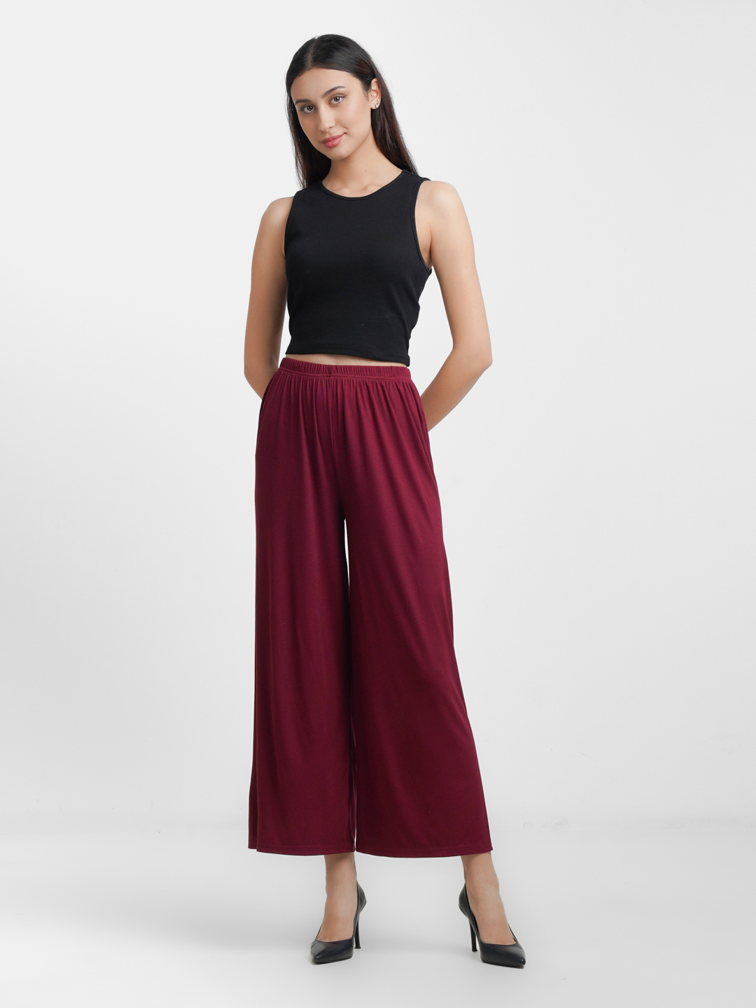 Qizlar jinsiy pornoda ogriqni kesishadi