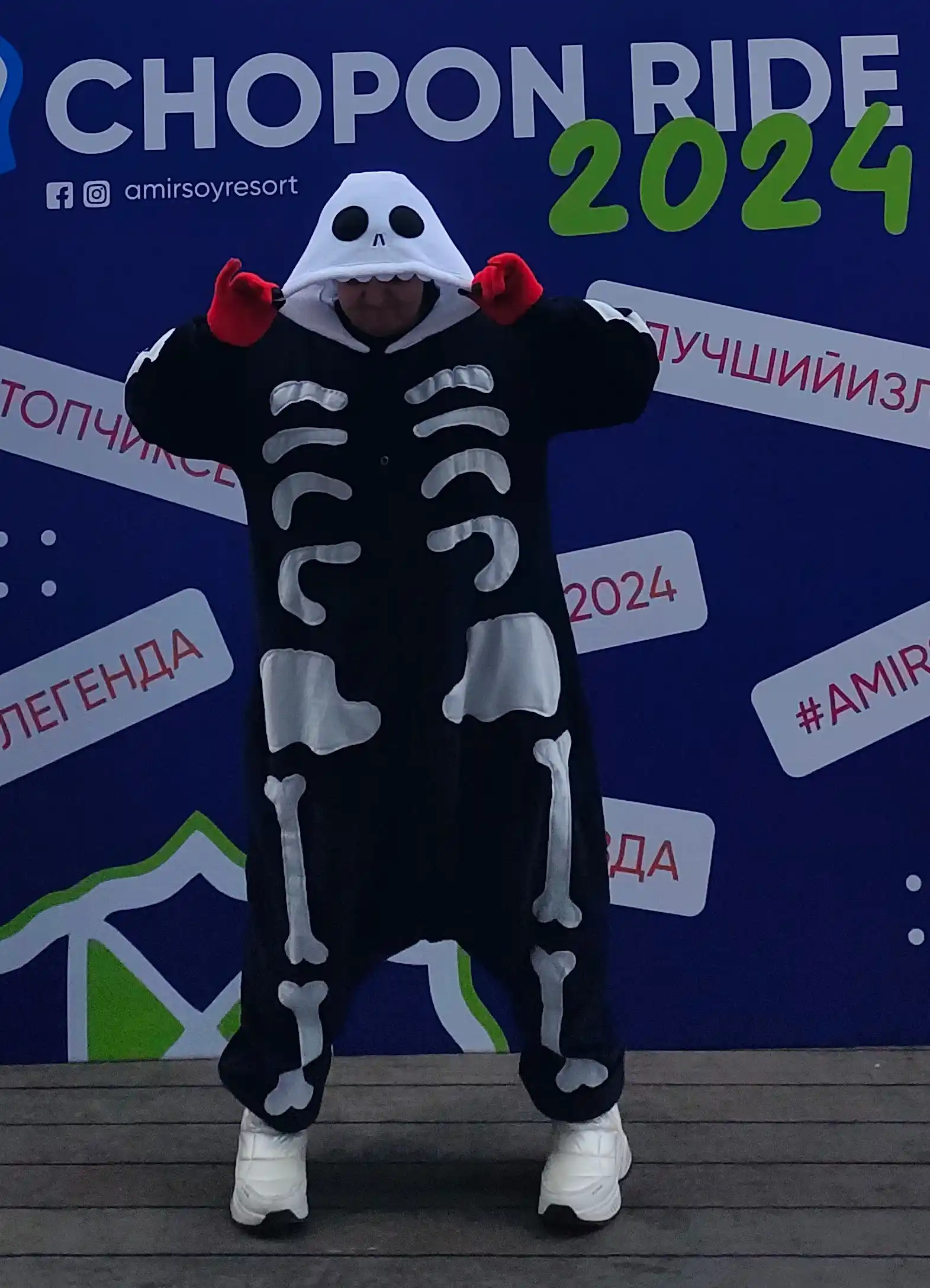 Кигуруми: Миньон, Хеллоу Китти, Белка-летяга, Гринч, Снеговик, Человек-паук, Скелет пижамы