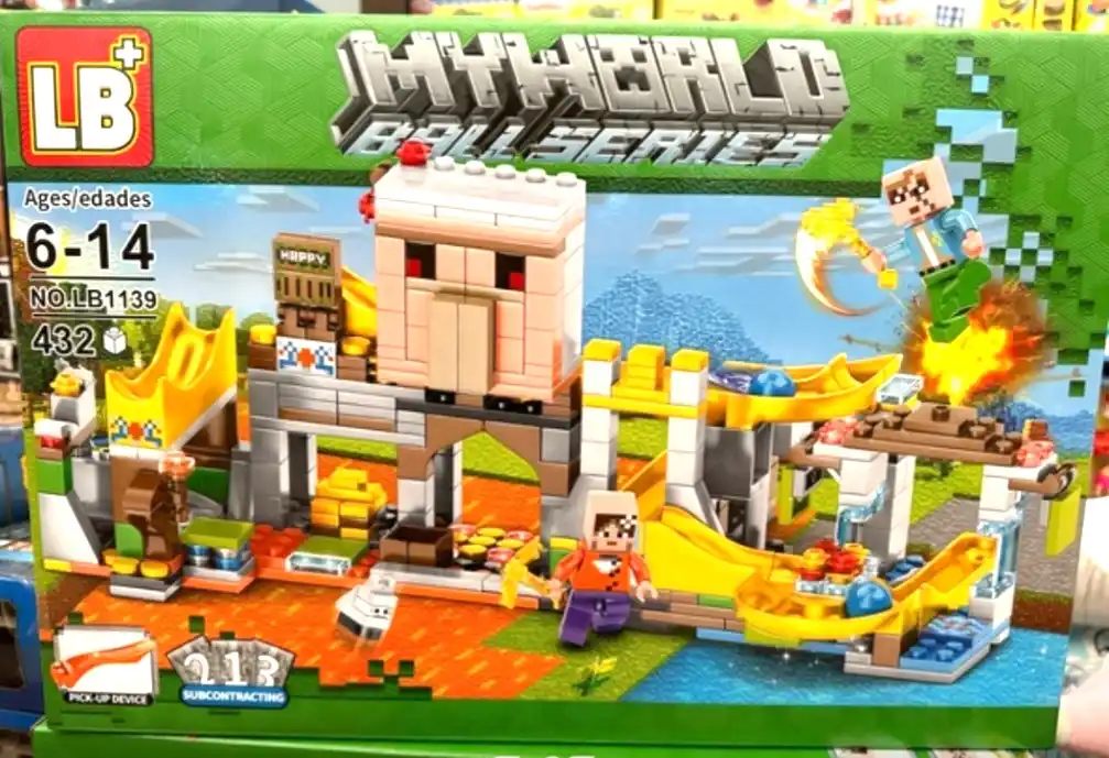 Lego My World konstruktori Lego Minecraft, Cube world bilan mos keladi