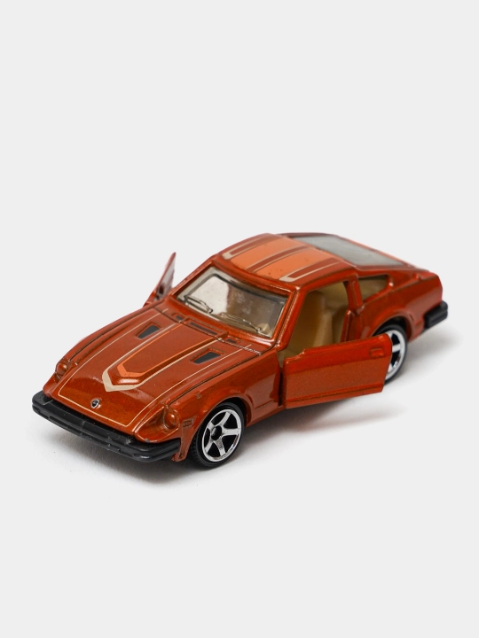 MATCHBOX 1-64 kolleksion o'yinchoq moshinasi MATTEL brendidan