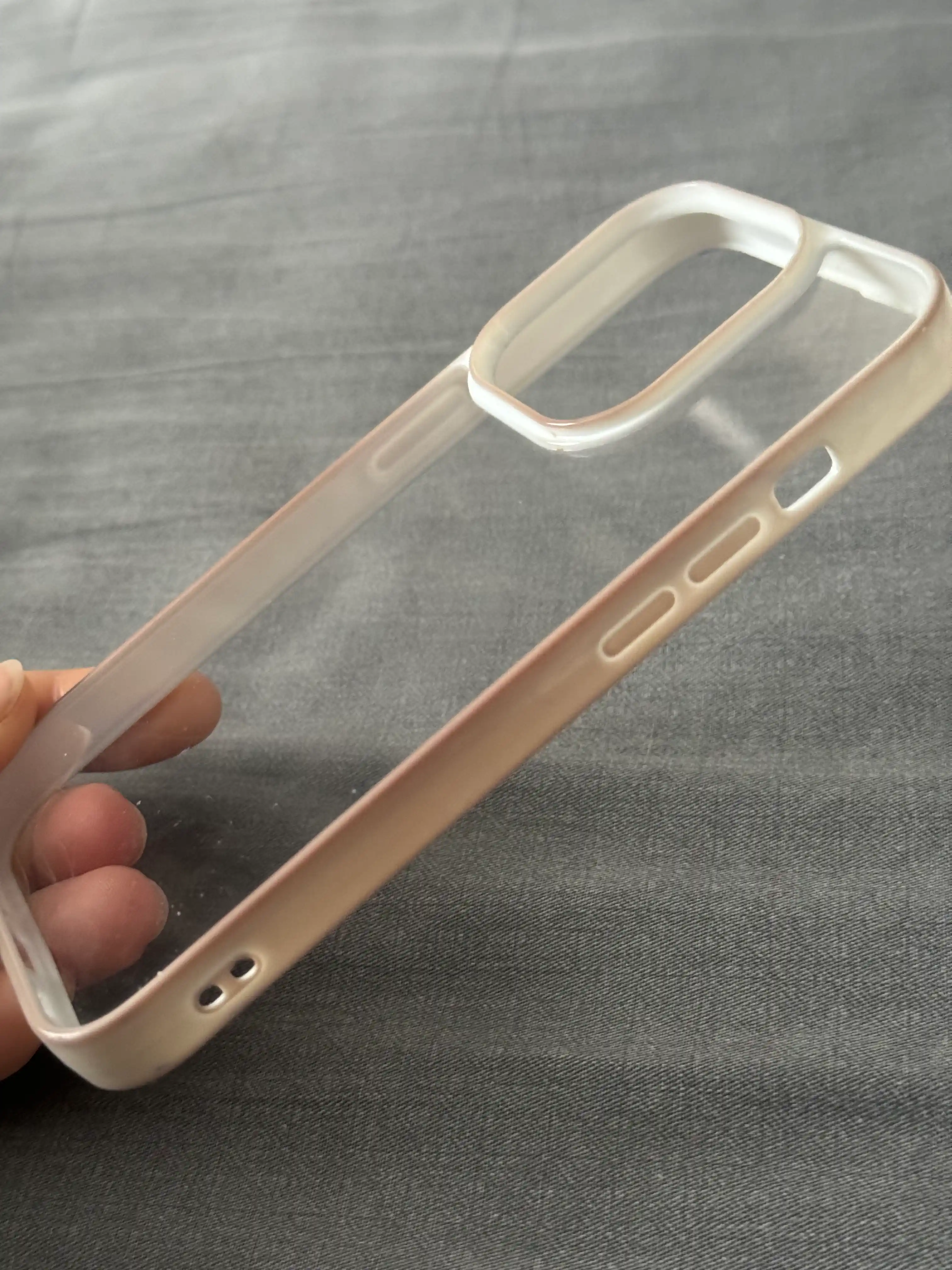 Akrill chexol iPhone 15 14, 13, 12, 11 Pro Max, XS, X, XR, 8, 7 Plus, uchun mos keladi