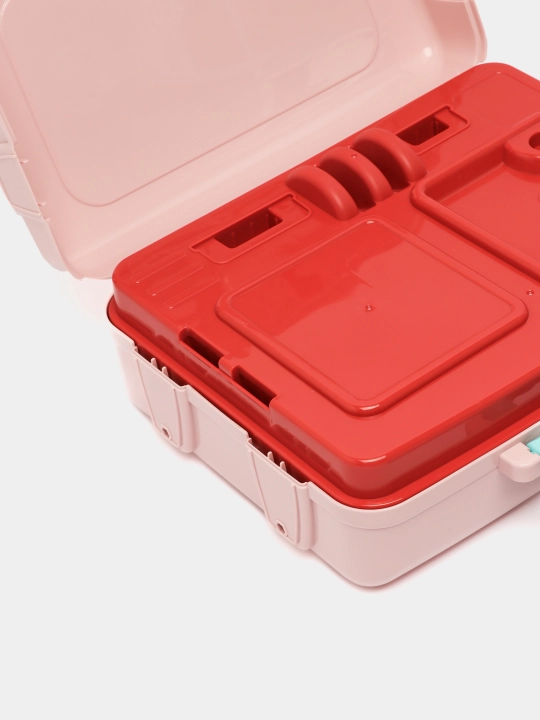Набор врачей и оборудования для детей