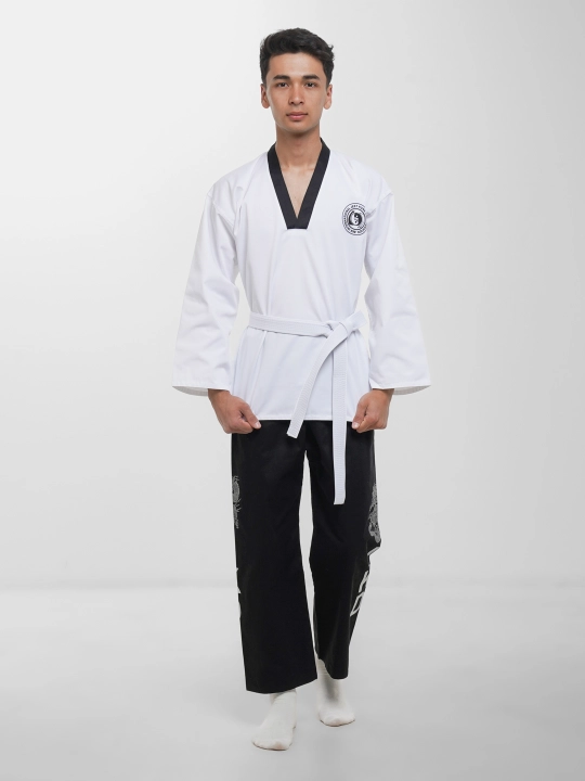 Djit kun do uchun kimono, usti oq, pasti qora - 