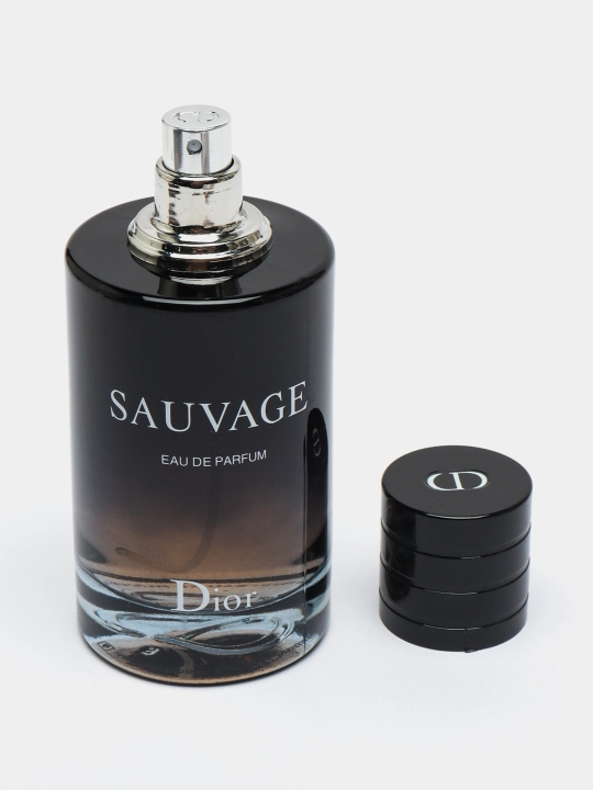 Parfyumlangan suv erkaklar uchun Dior Sauvage, 100 ml