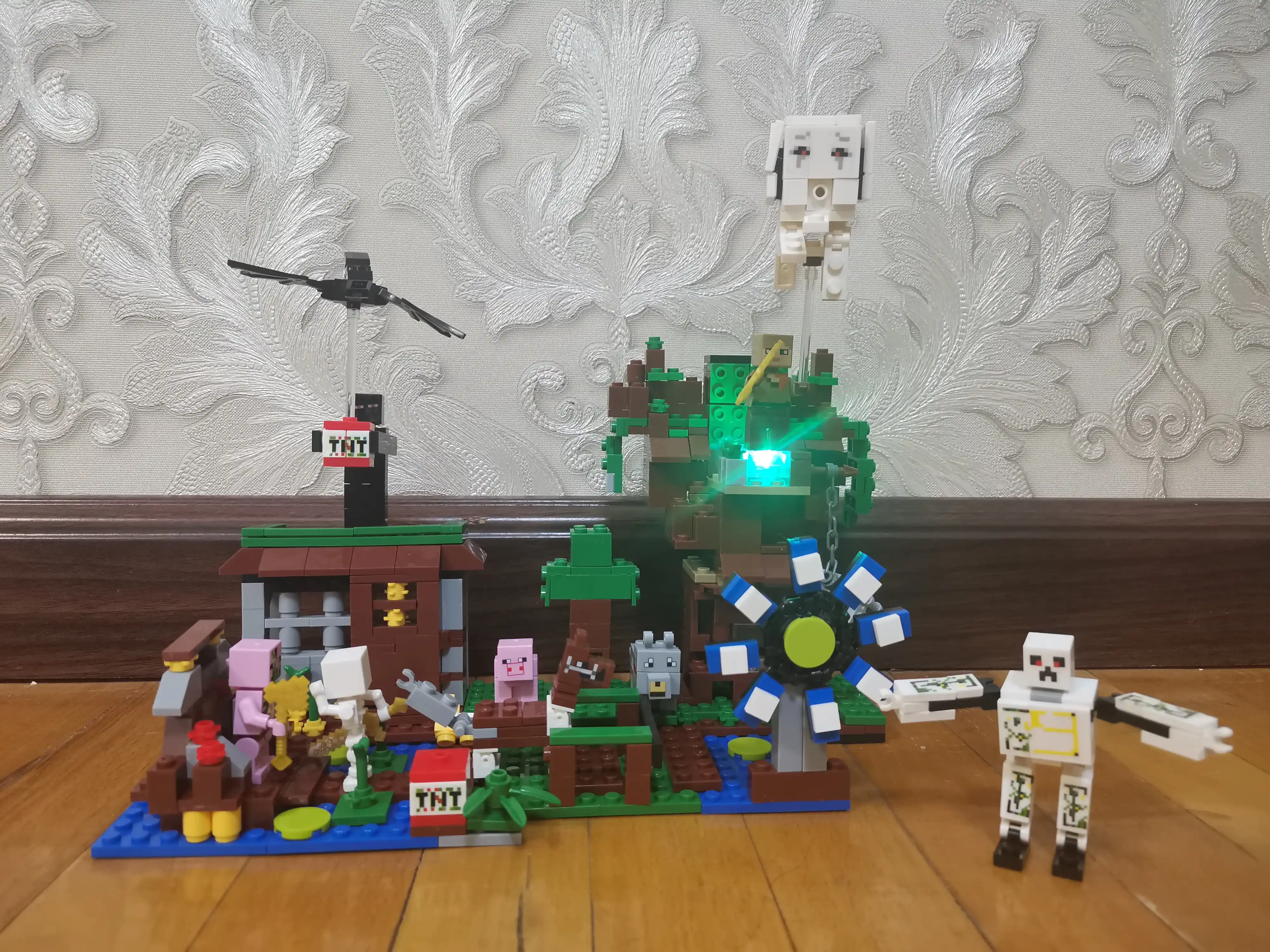 Lego My World konstruktori Lego Minecraft, Cube world bilan mos keladi