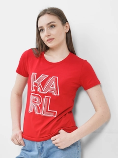 Красный