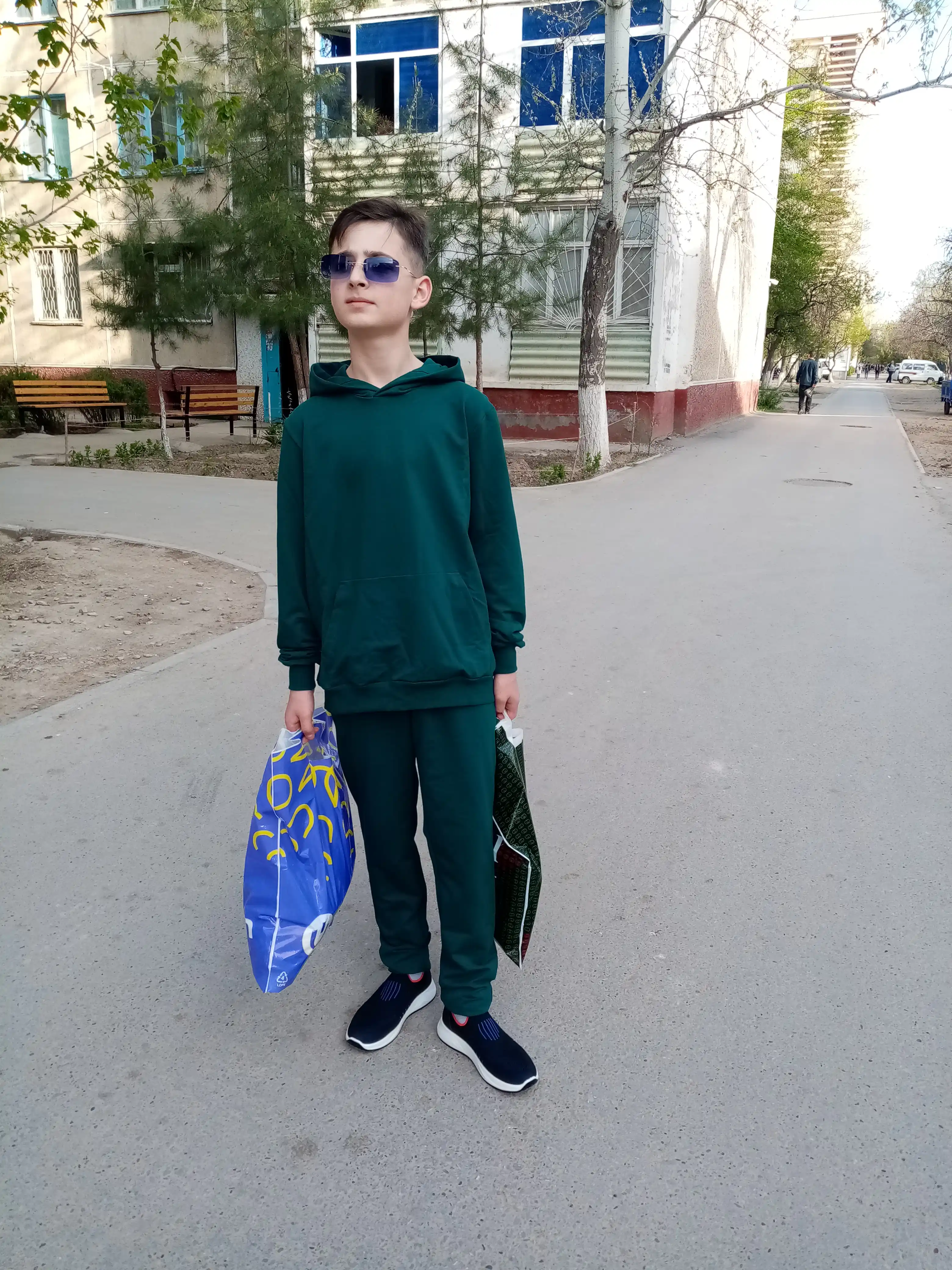 O-05-28/26 DUDUKA (ikki ipli) erkaklar sport kostyumi ikki qisimli, kapyushonli xudi  shim