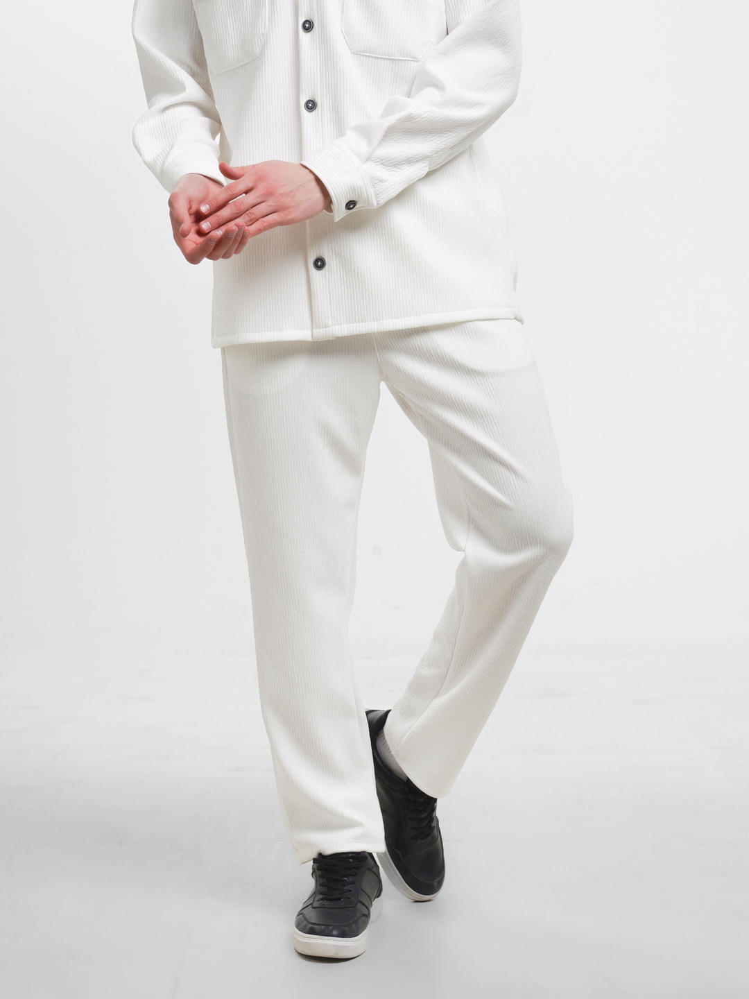 Gayrioddiy ayol mushuklarning porno fotosuratlari Eshakda uy vazifasi