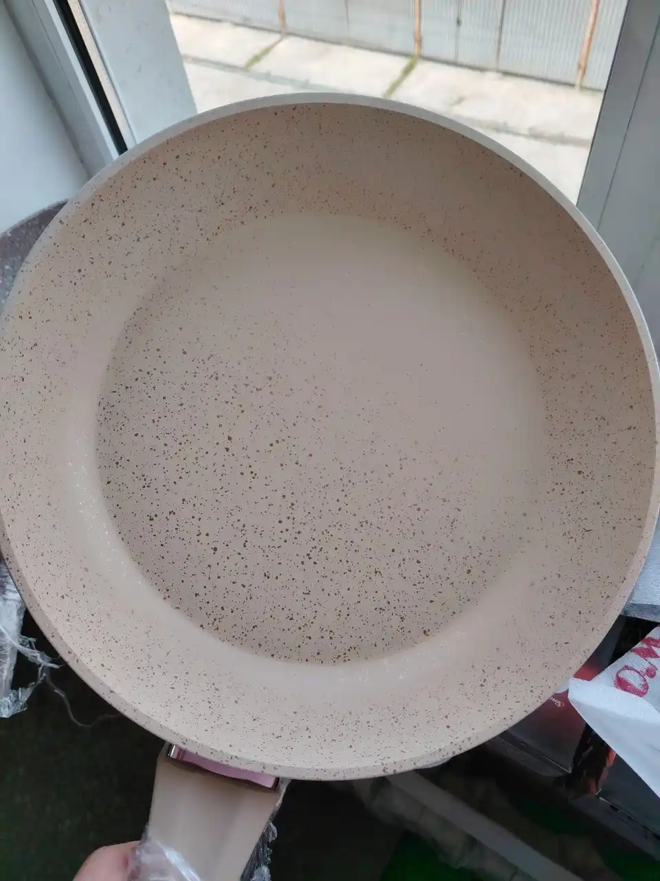 Granit tova, yopishqoq emas, yopishmaydigan O.M.S.3210