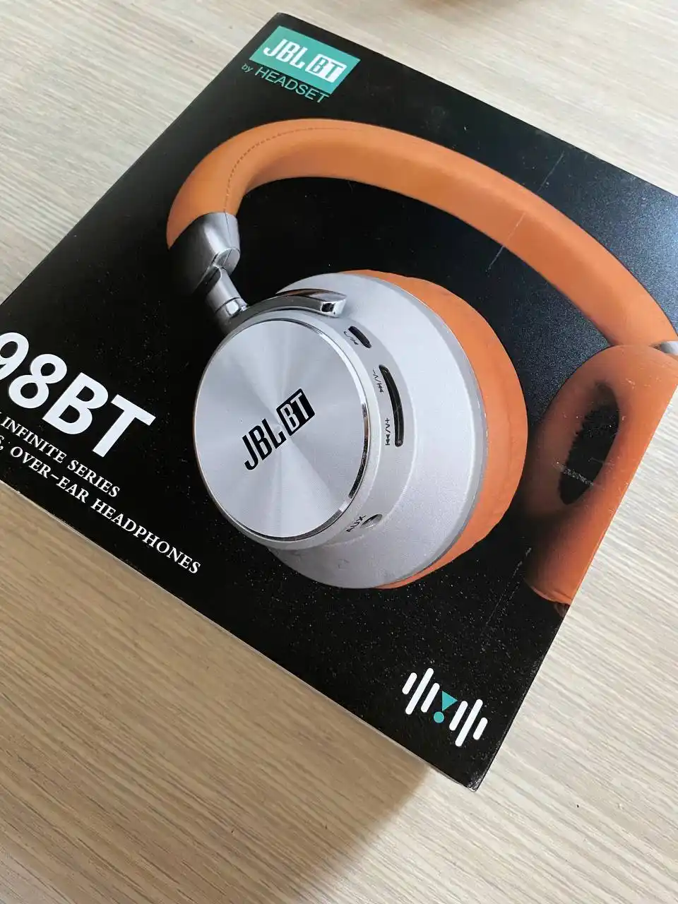 Simsiz Bluetooth quloqchinlar, xotira kartasi qo'llab quvvatlovchi