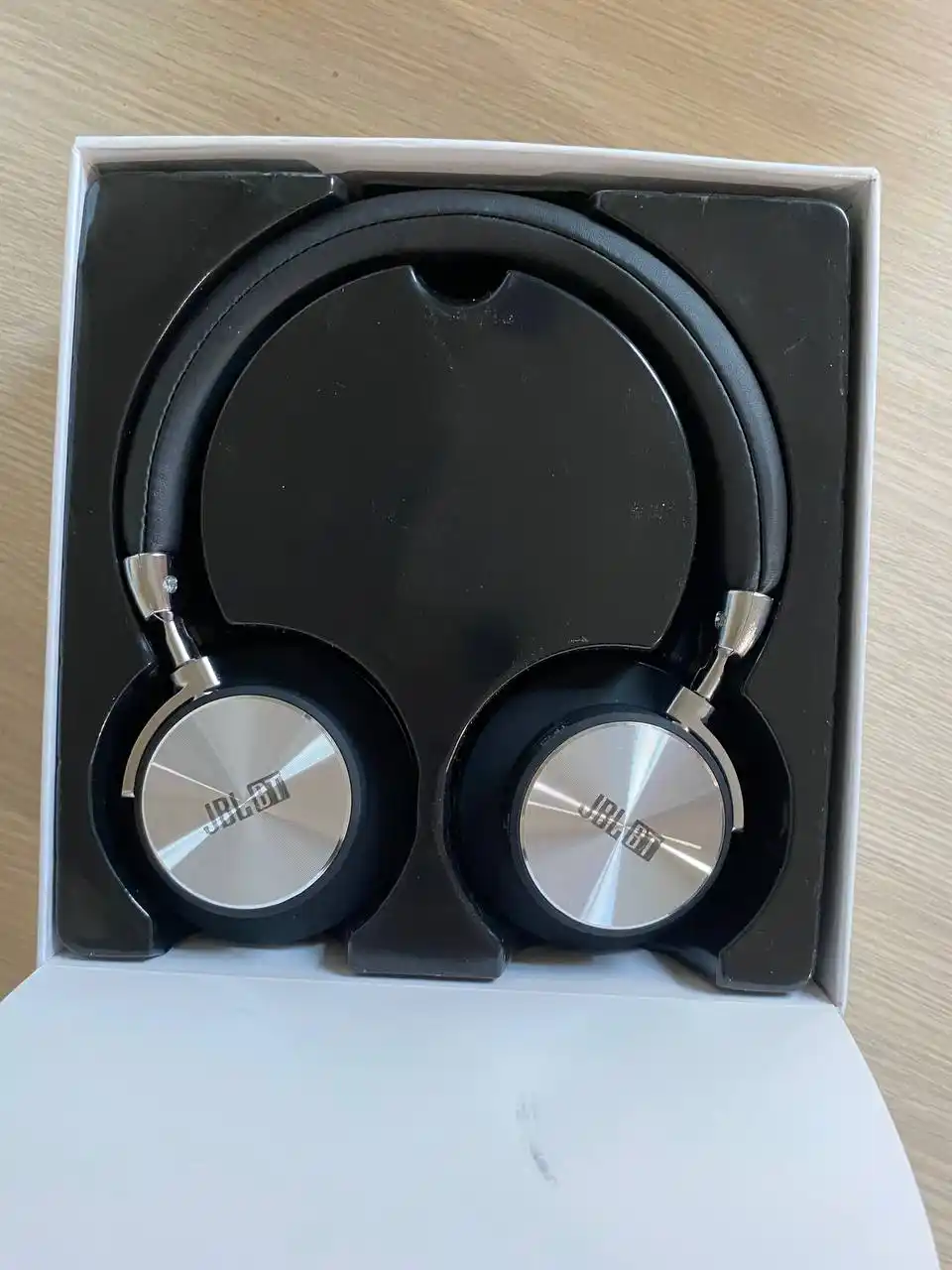 Simsiz Bluetooth quloqchinlar, xotira kartasi qo'llab quvvatlovchi