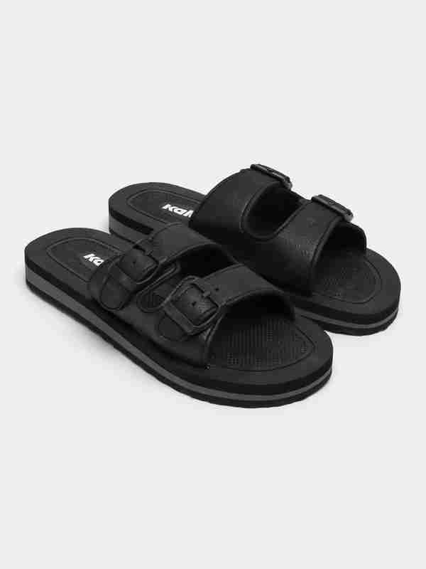 Ayollar qamoqxonasida jinsiy aloqa