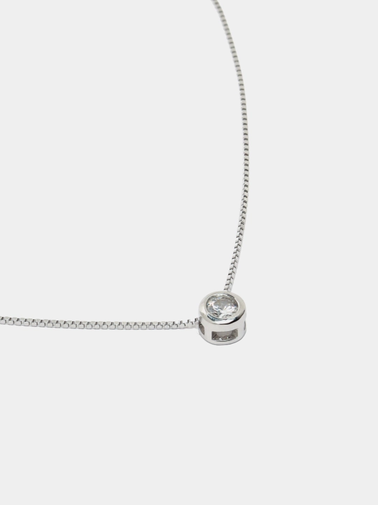 Ayollar uchun kumush zanjir, Sumayya Silver