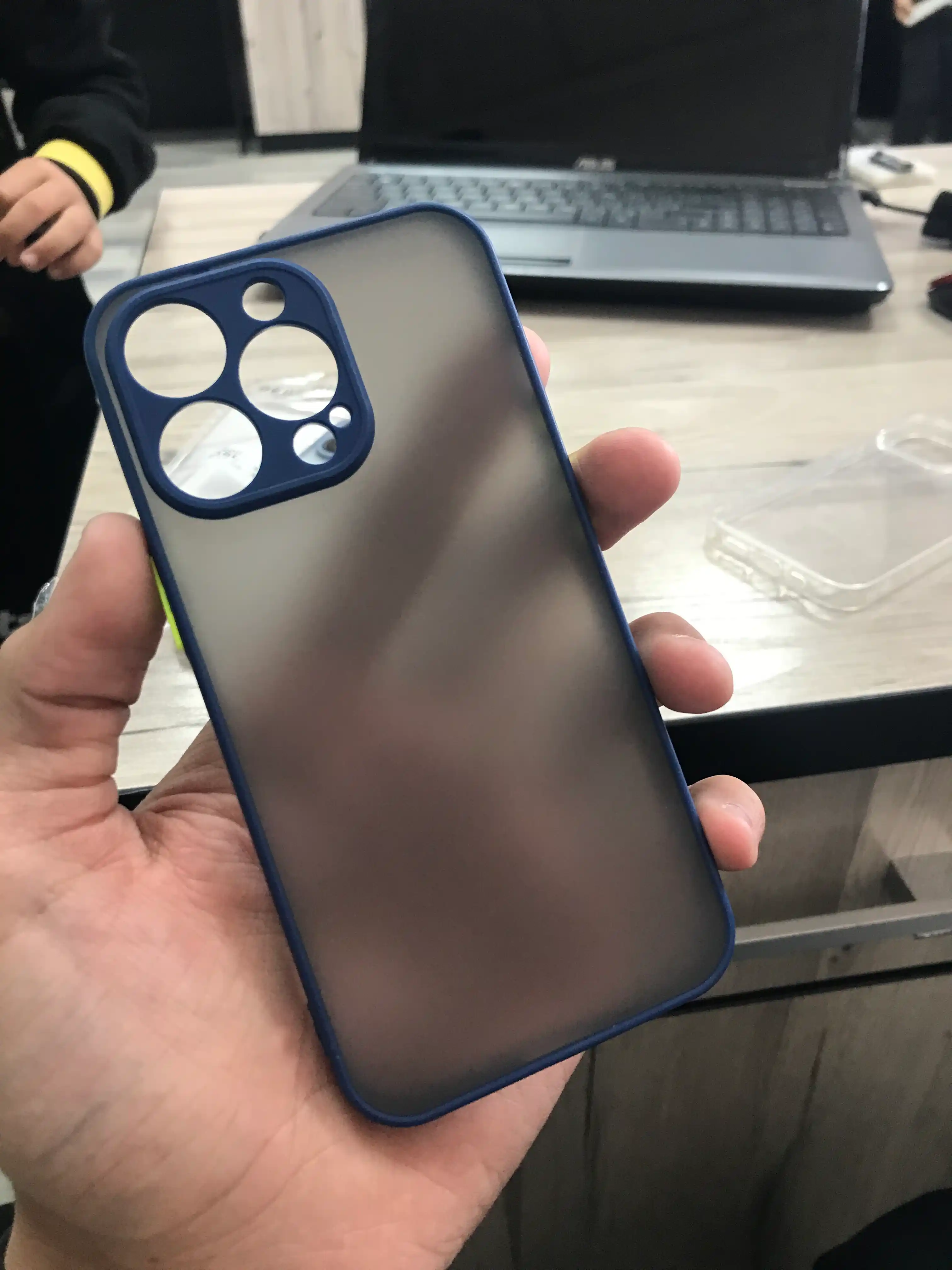 Чехол прозрачный для iPhone 12, 12 Pro, 13, 13 Pro, 14, 14 Pro