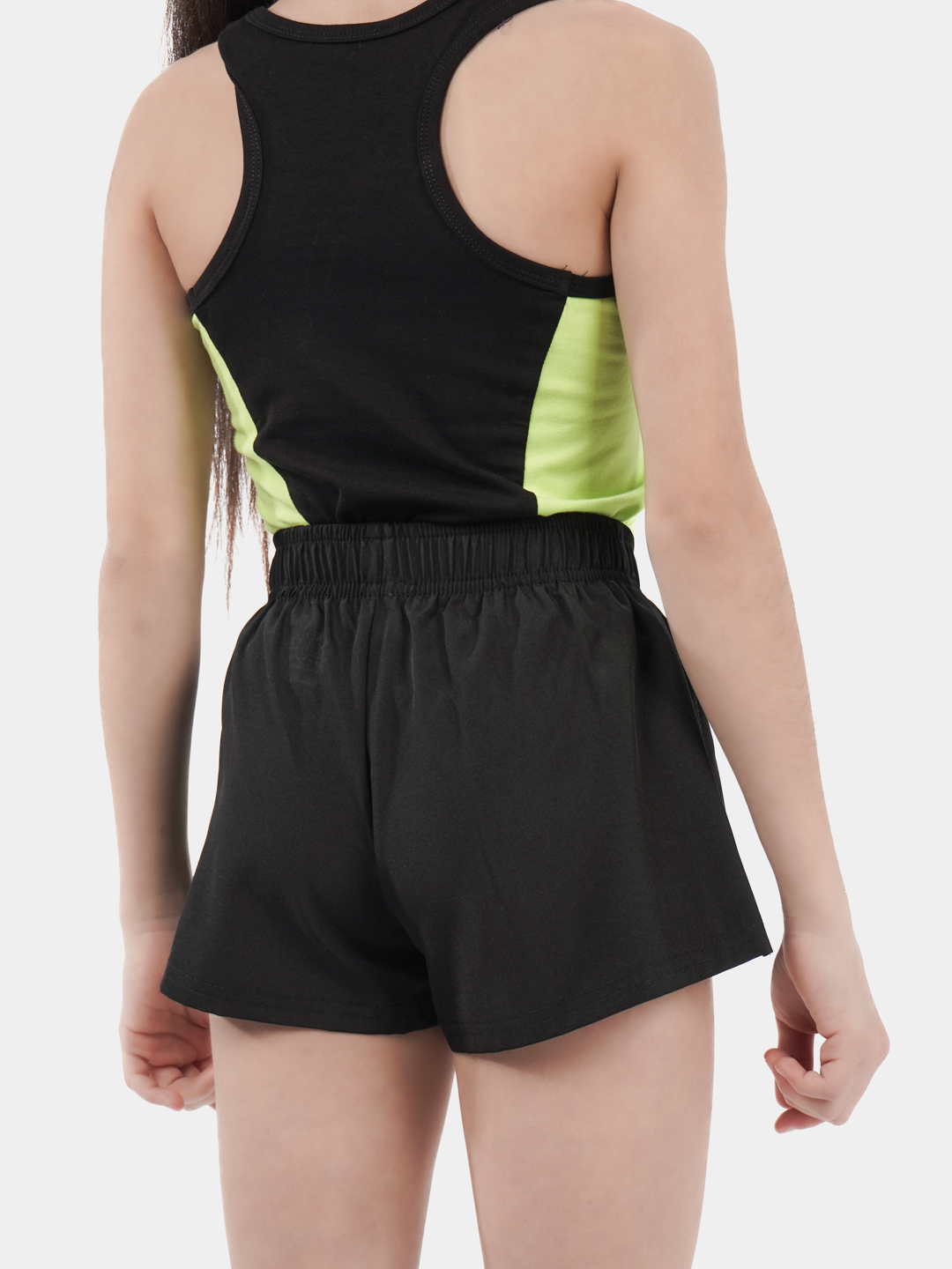 Raqs va gimnastika uchun sport shortilari