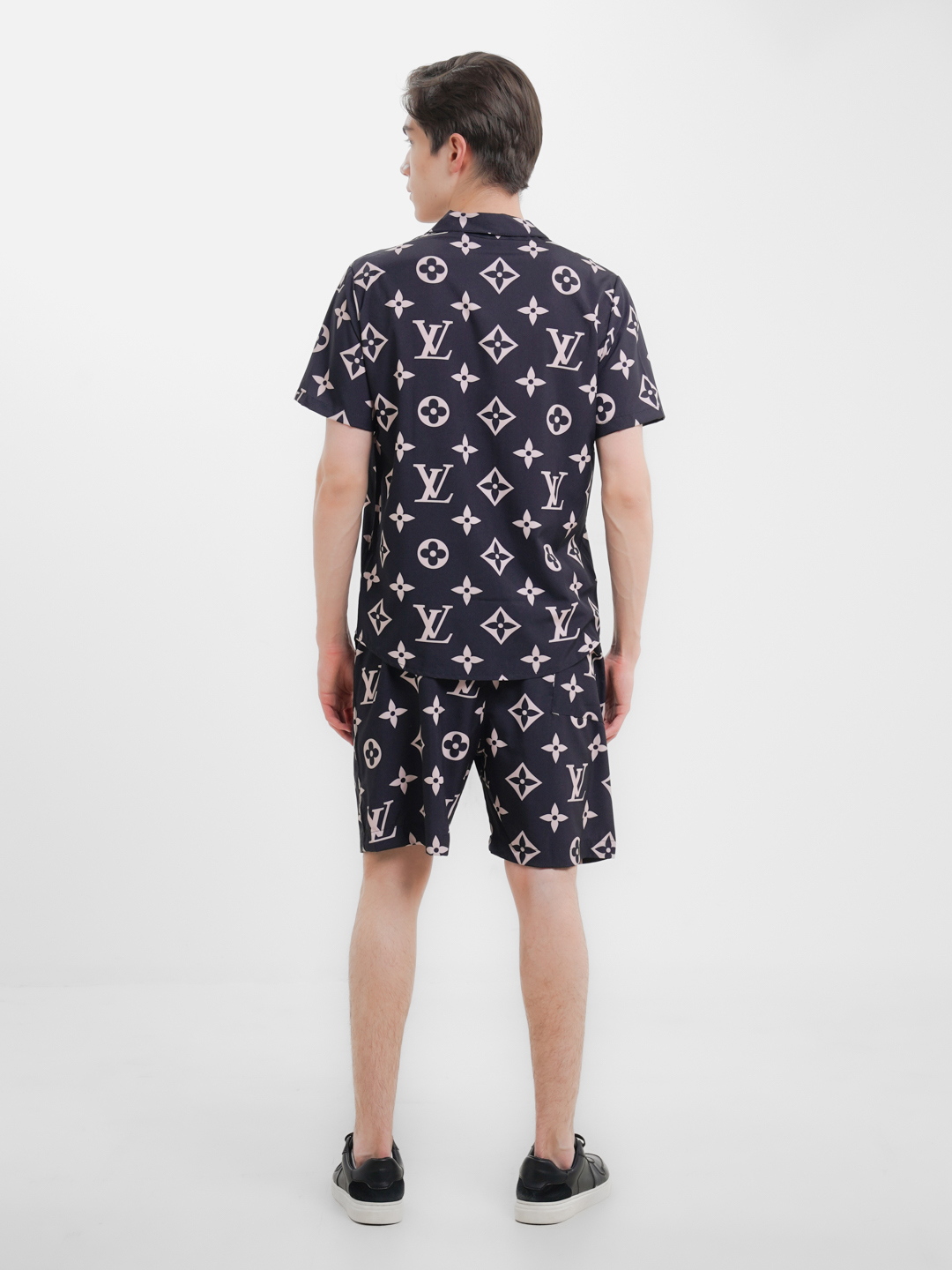 Bir dostimning qizi bilan porno