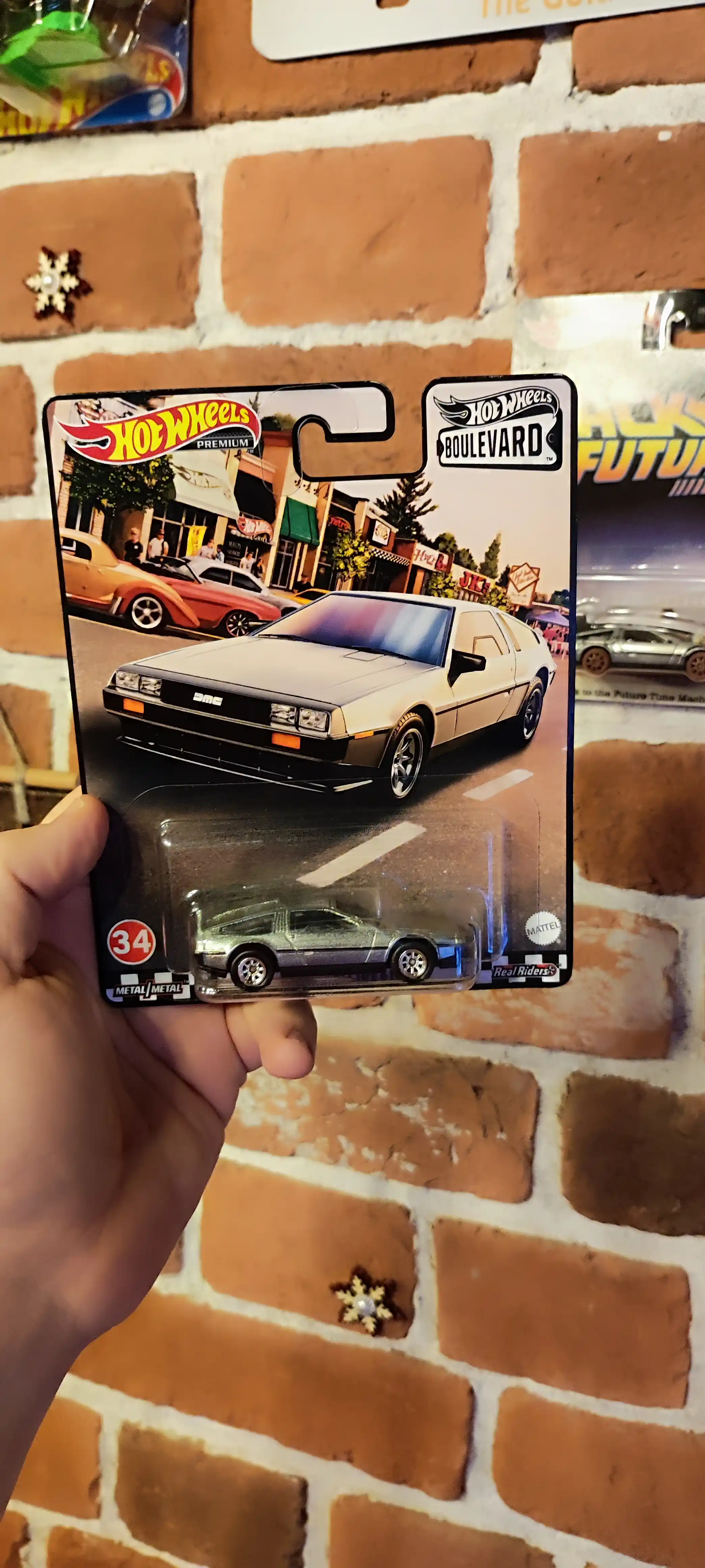 Hot Wheels Premium Bulvared 1/64 kolleksion o'yinchoq moshinasi
