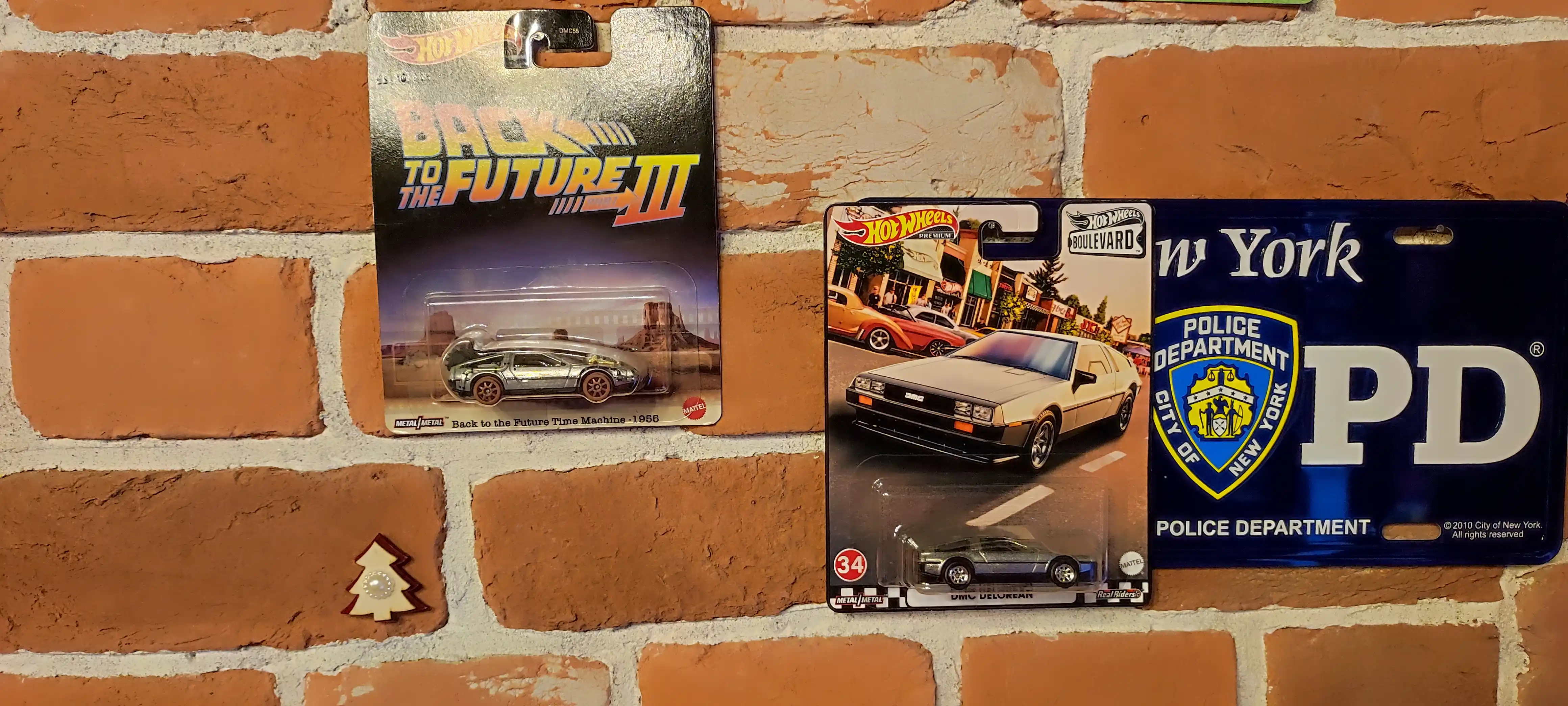 Hot Wheels Premium Bulvared 1/64 kolleksion o'yinchoq moshinasi