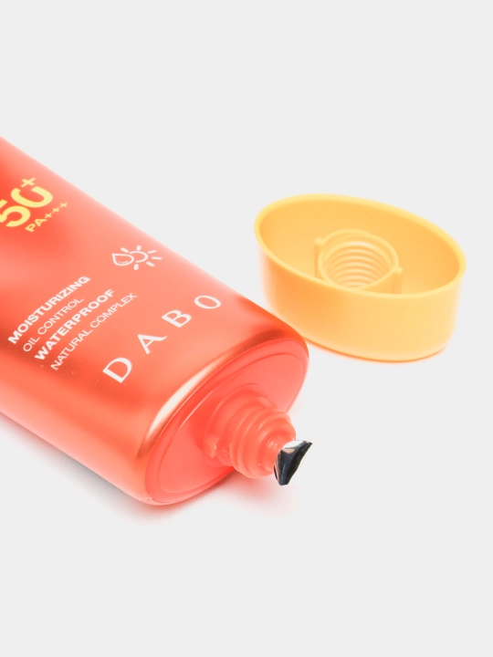 Quyoshdan himoyalovchi krem, DABO, Aloe vera, White sun block, Aloe-vera tone-upSPF50+ PA+++ 70 ml