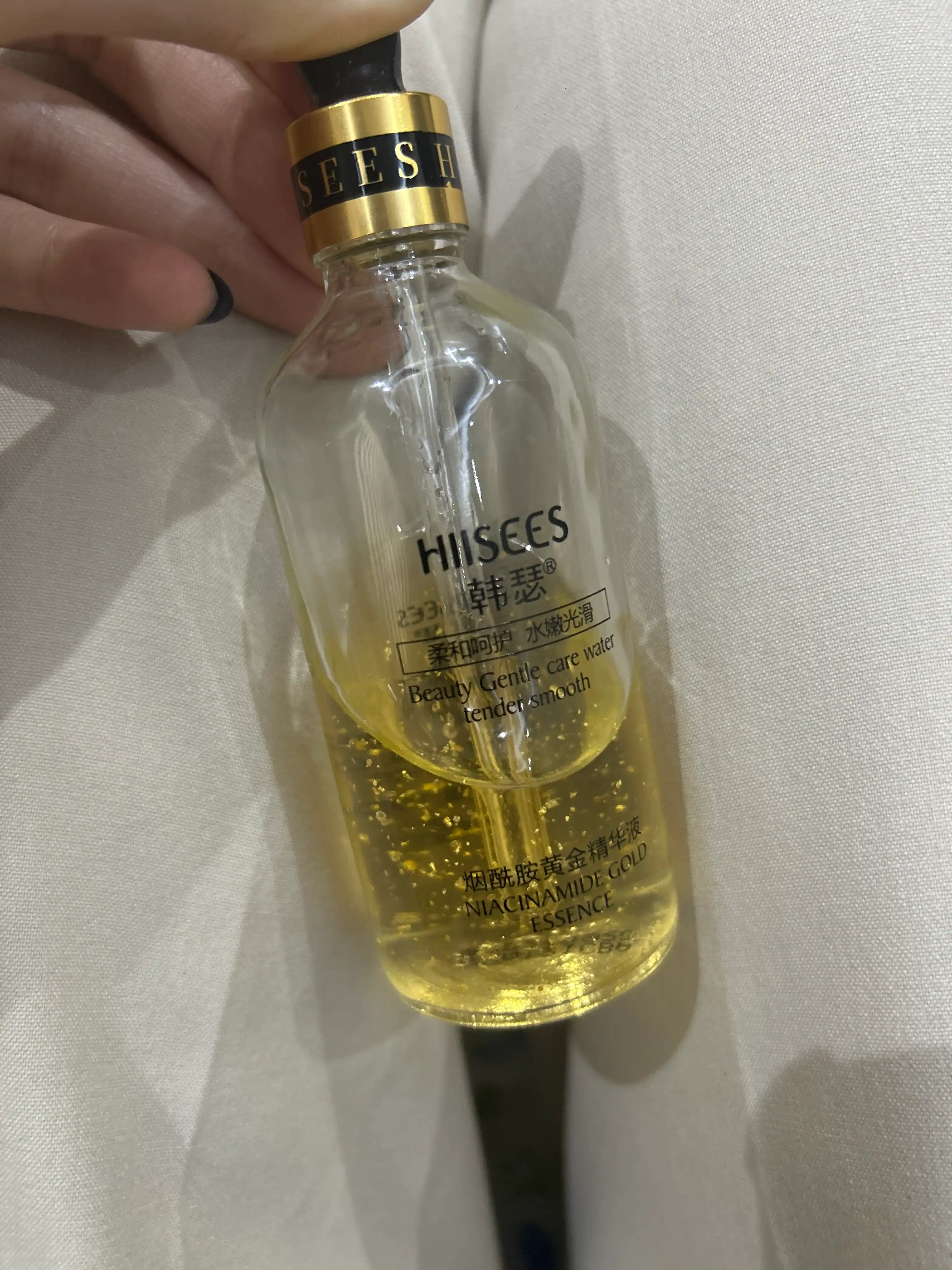 Yuz uchun zardob essensiya Hiisees, niatsinamid bilan, 100 ml
