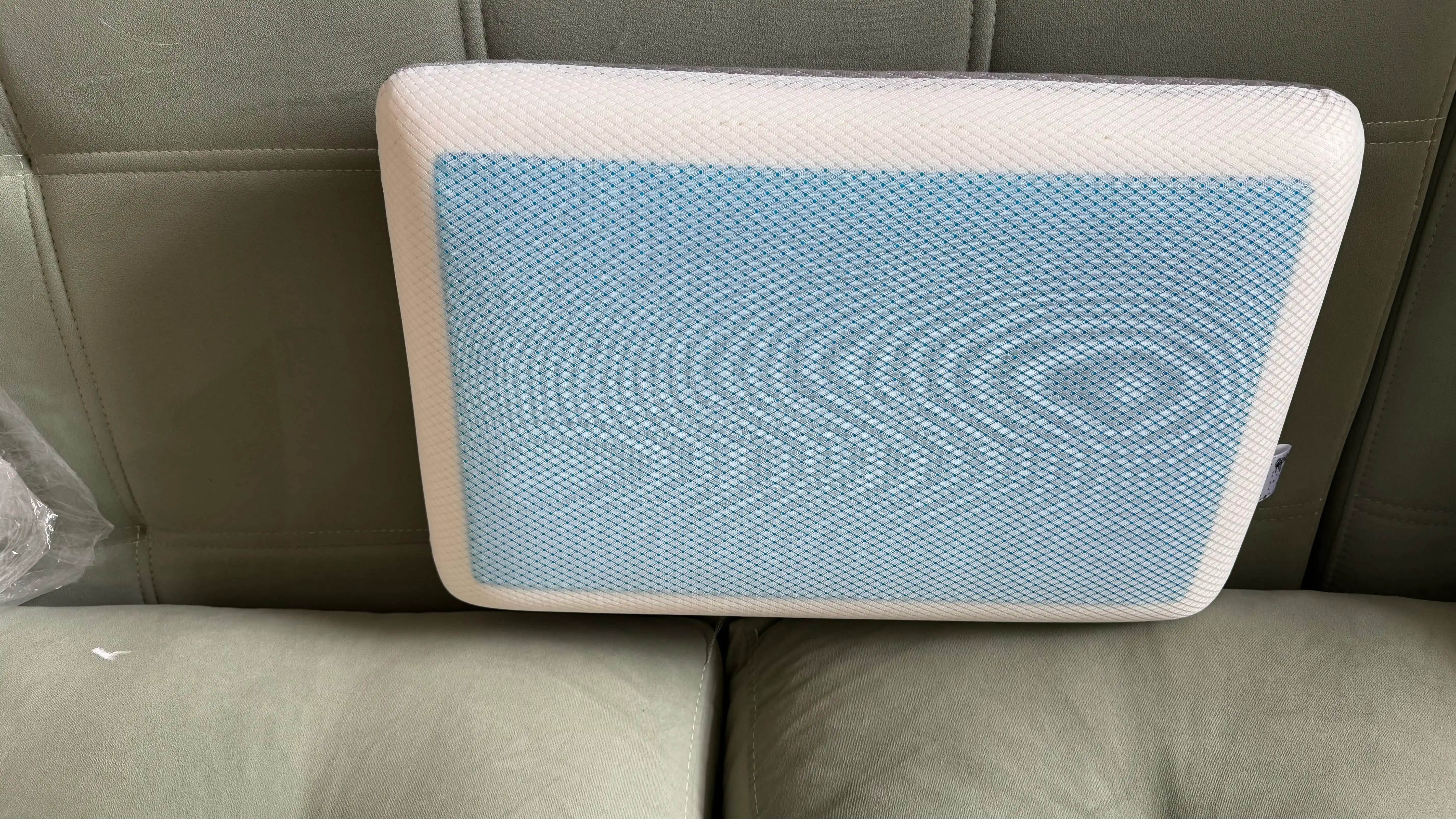 Sovutuvchi gel qatlamli ortopedik Memory Foam yostiq uyqu va bo'yin uchun
