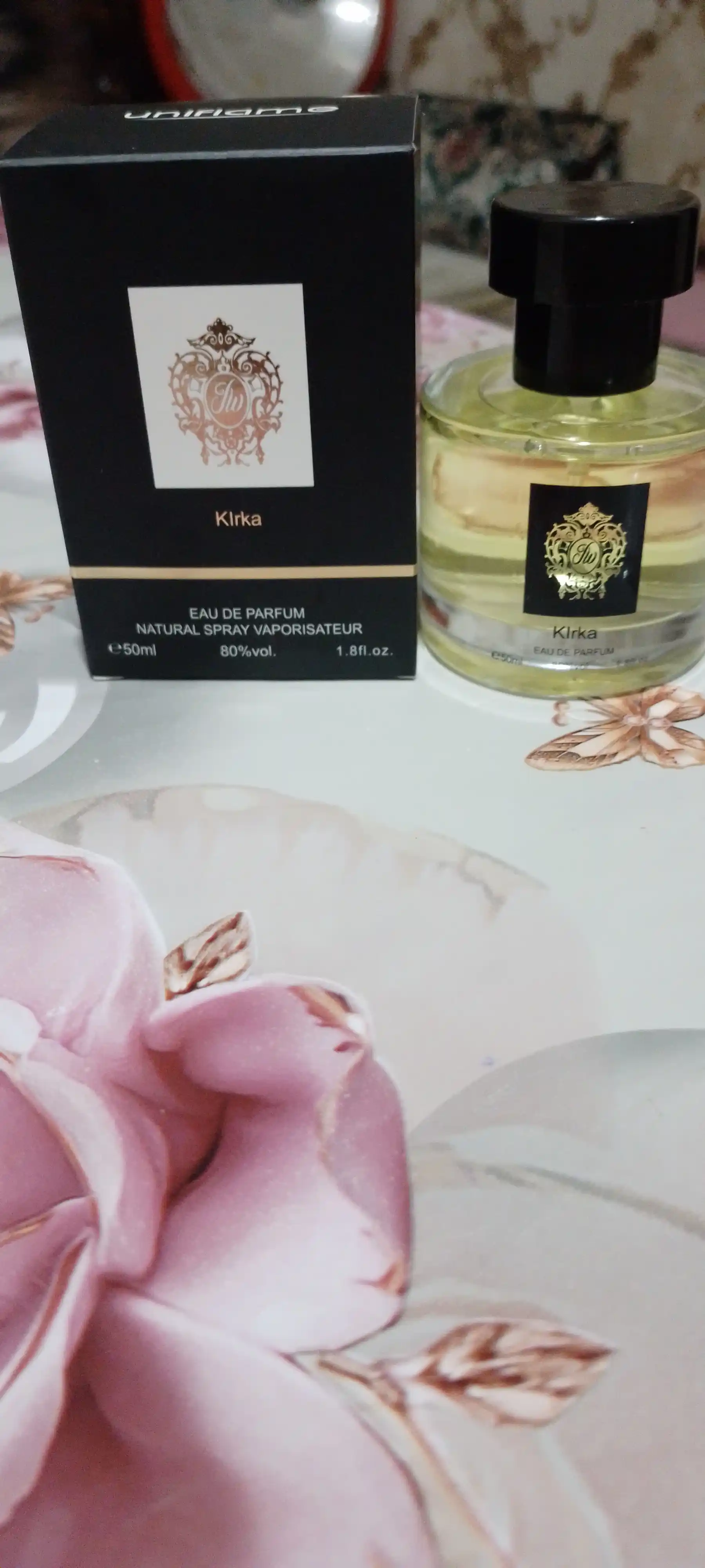 Parfyumlangan suv Fragnance World Kirke, KIRKA erkaklar va ayollar uchun, 100 ml, 50 ml, 30 ml, 20 ml 