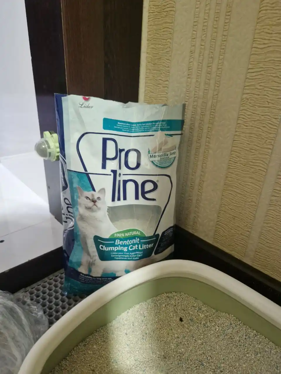 Proline Bentonit to'planadigan to'ldiruvchi, bolalar kukuni aromati bilan, 4.25 kg