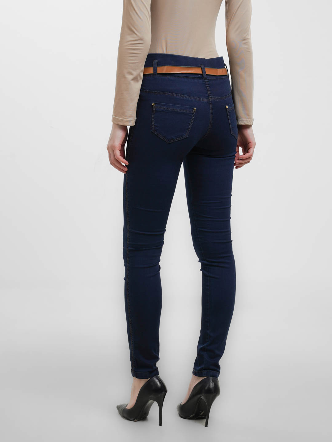 Eshli Bruk bilan guruh pornosi