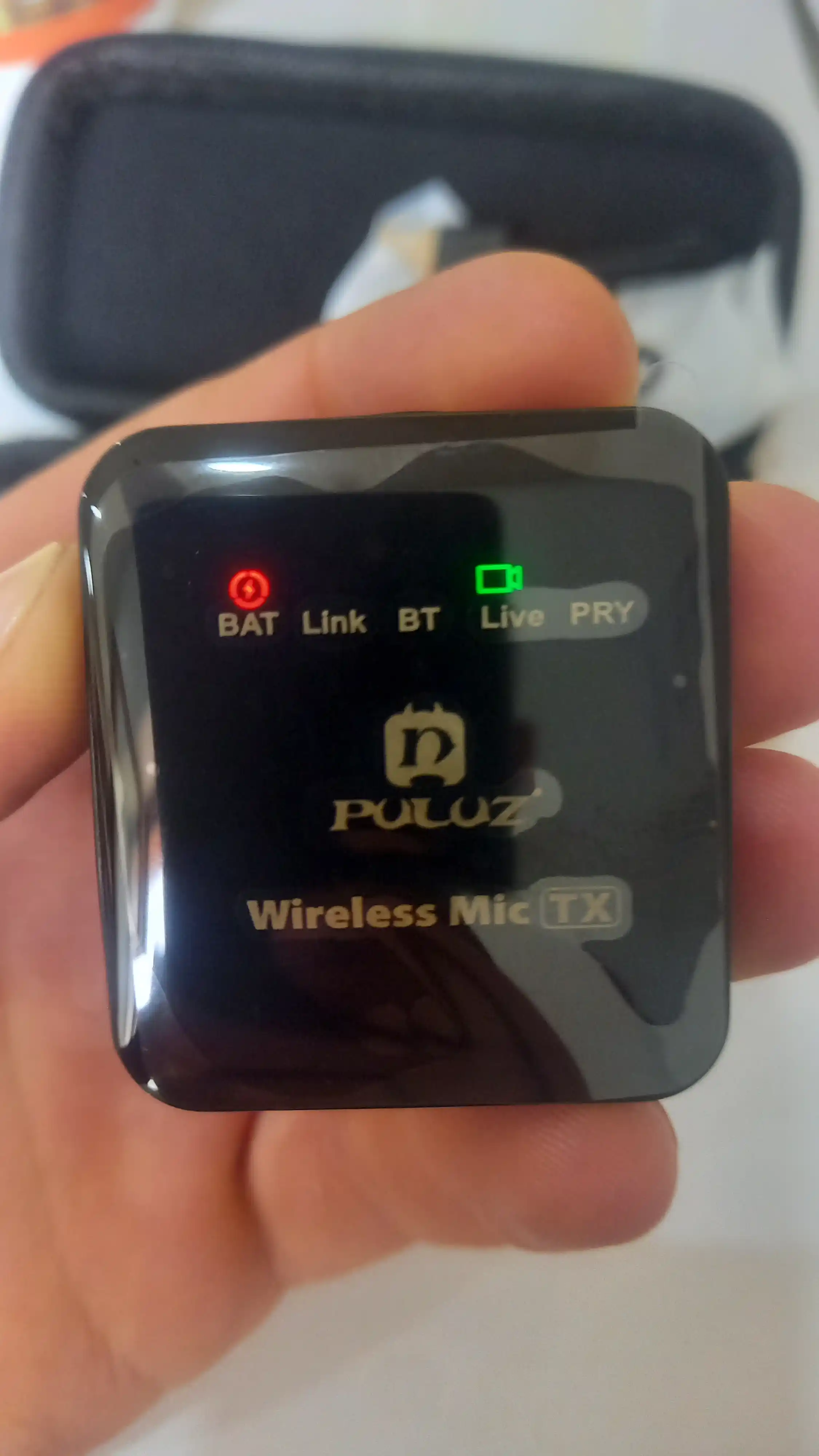 Puluz PU647 simsiz mikrofon tizimi 1 qabul qilgich va 2 transmitter bilan Type C va iPhone
