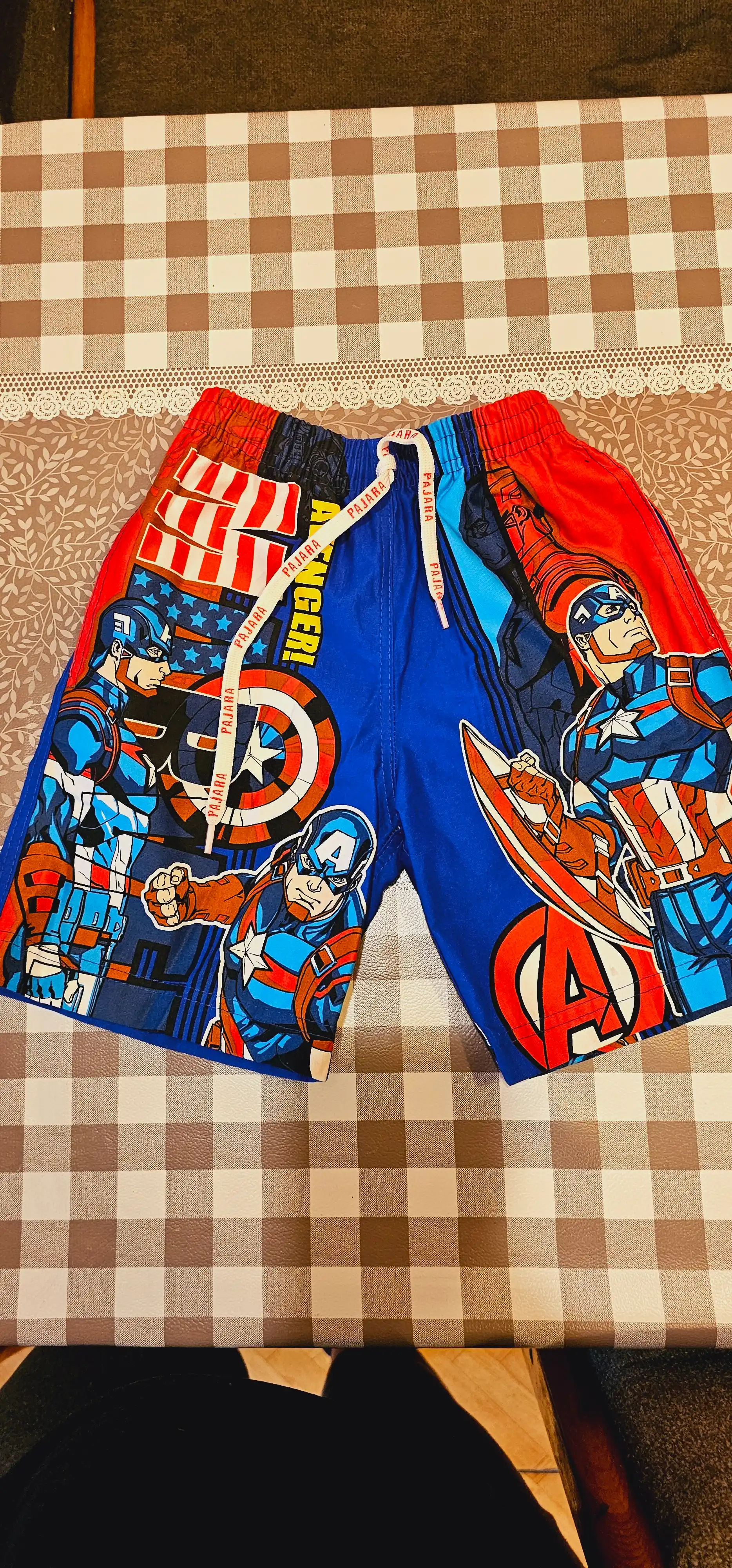 Shortlar Captain America, 5 rang