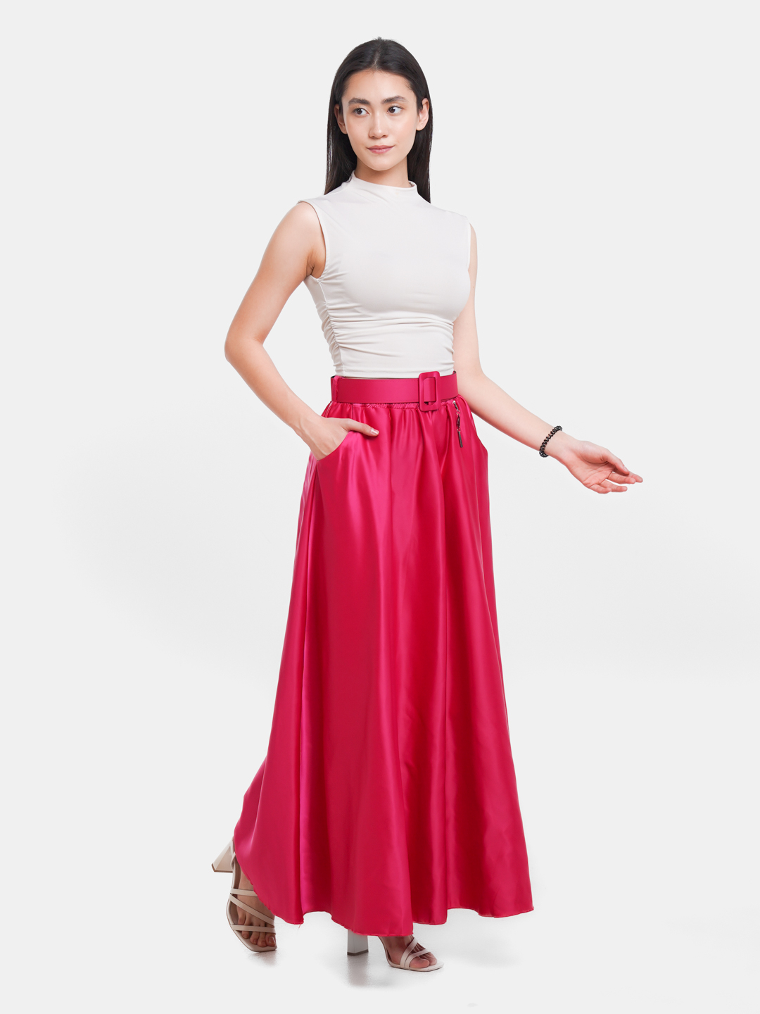 Жетілген әйелді еркектер тобыр құртады