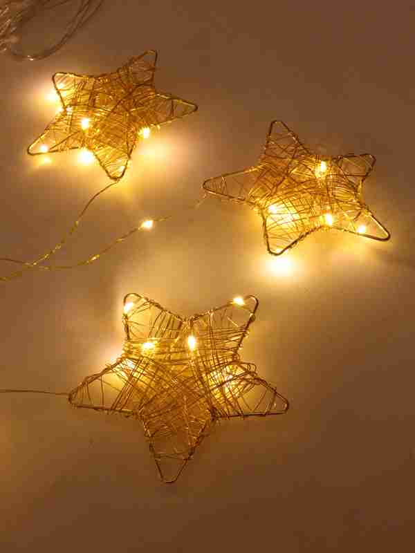 Ota, ona, ogil va qizi ishtirokidagi onlayn oilaviy porno videolarni tomosha qiling.