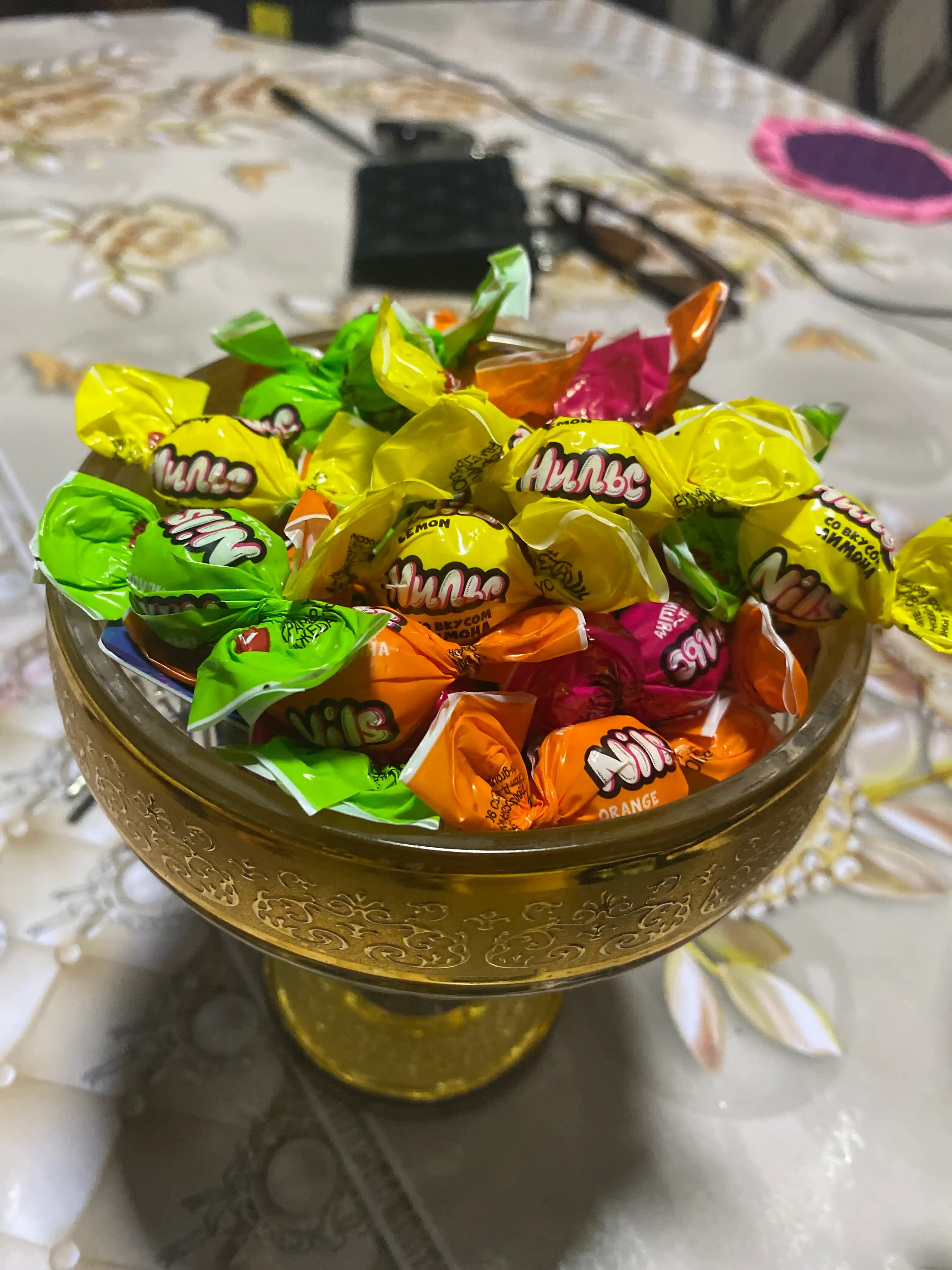 Chaynaladigan konfet Nils, 500 g