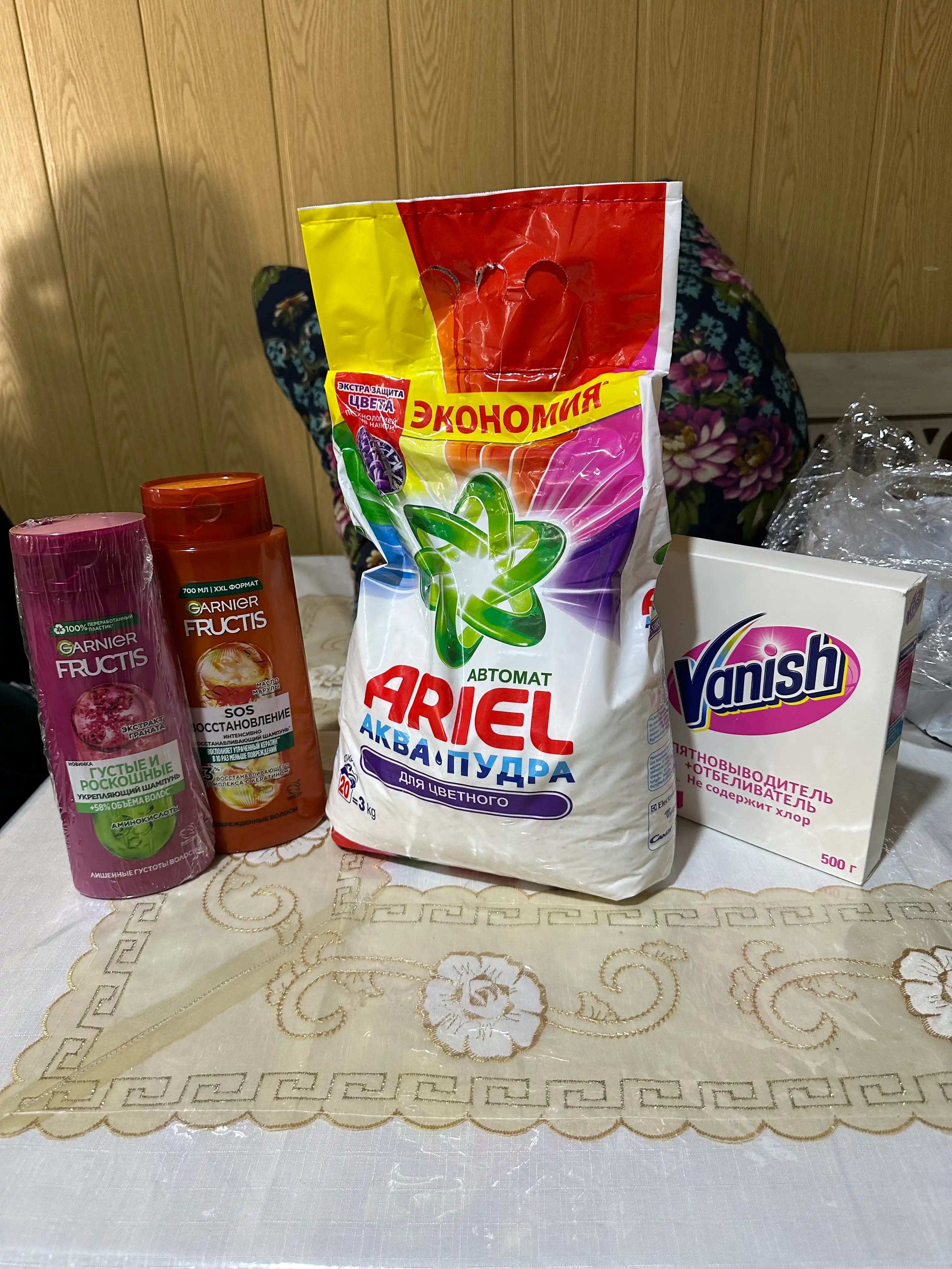 VANISH Oxi Action Пятновыводитель и отбеливатель порошкообразный, 500гр