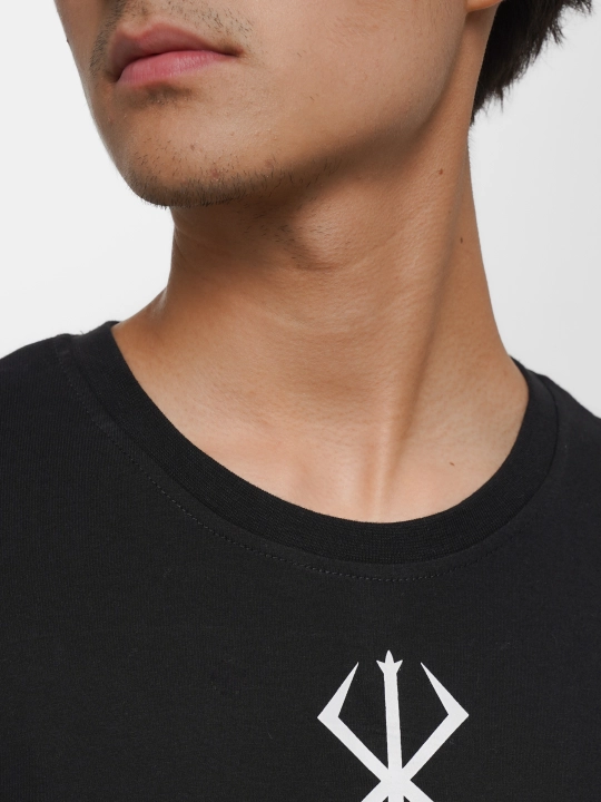 Futbolka oversize print bilan Berserk, uniseks