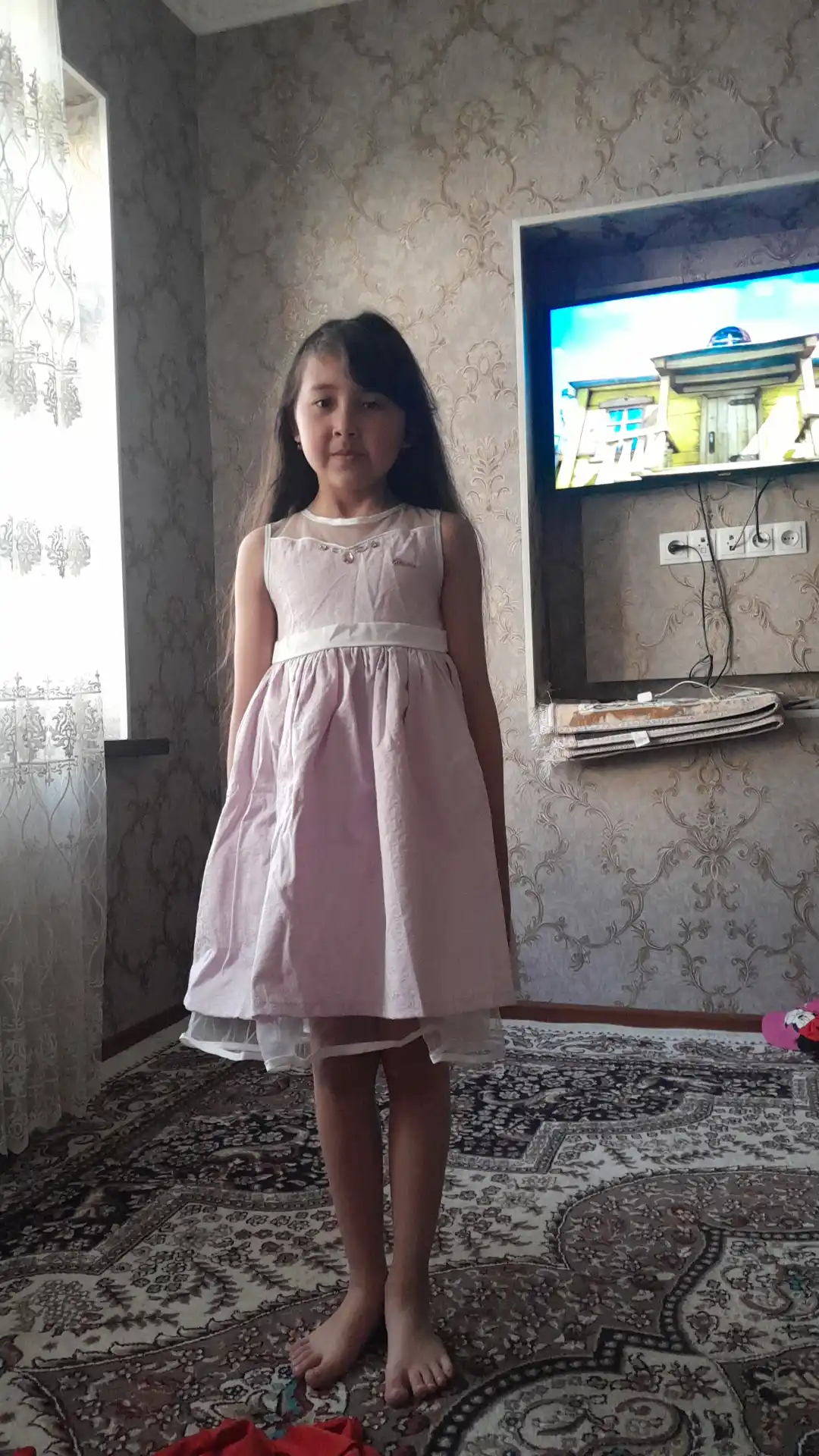 Qizlar uchun libos, yengsiz