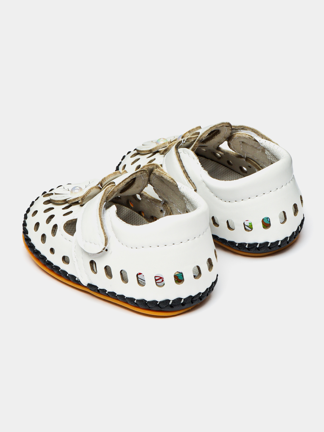 Kerri Bayronga oxshagan porno aktrisa Lena Berkova sikilyapti