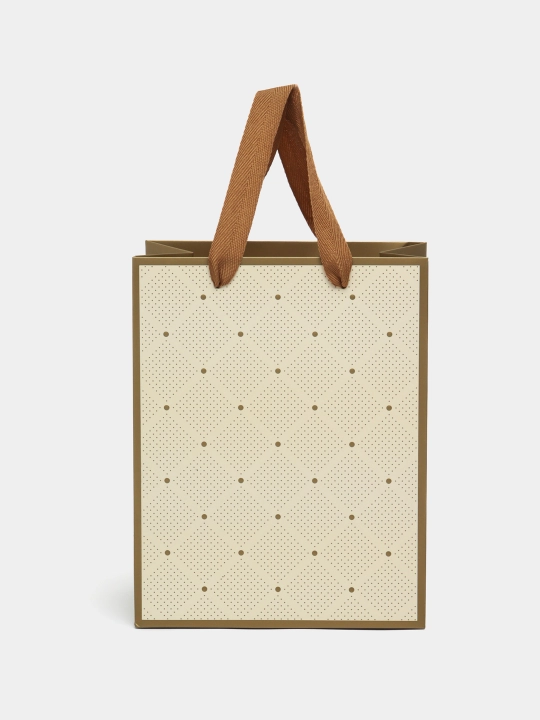 Sovg'a paketlari 18x23 sm. Qalin qog'oz har kuni uchun