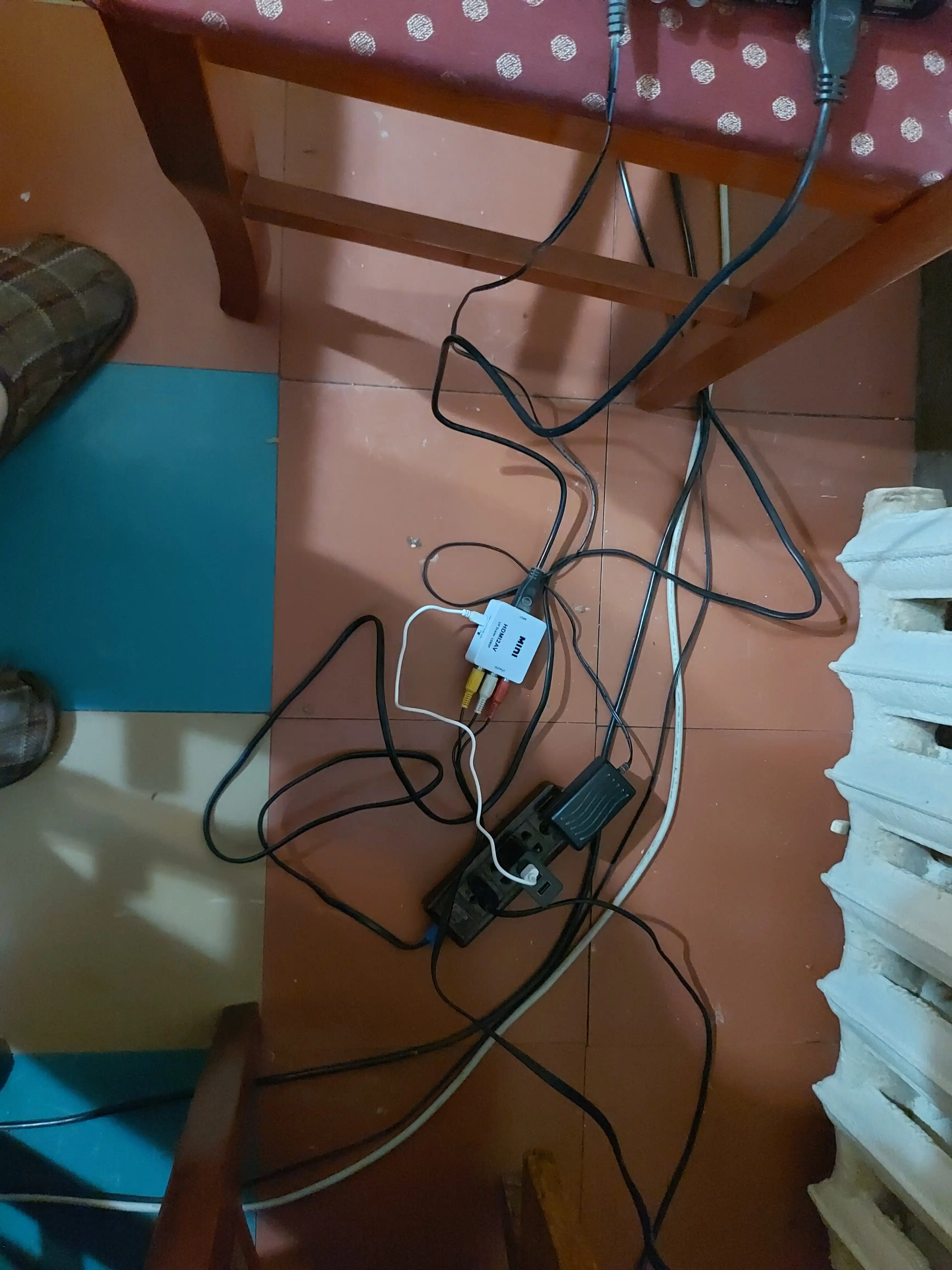 Конвертер переходник с "Hdmi 2 AV", с "AV 2 Hdmi" для телевизоров, преобразователь