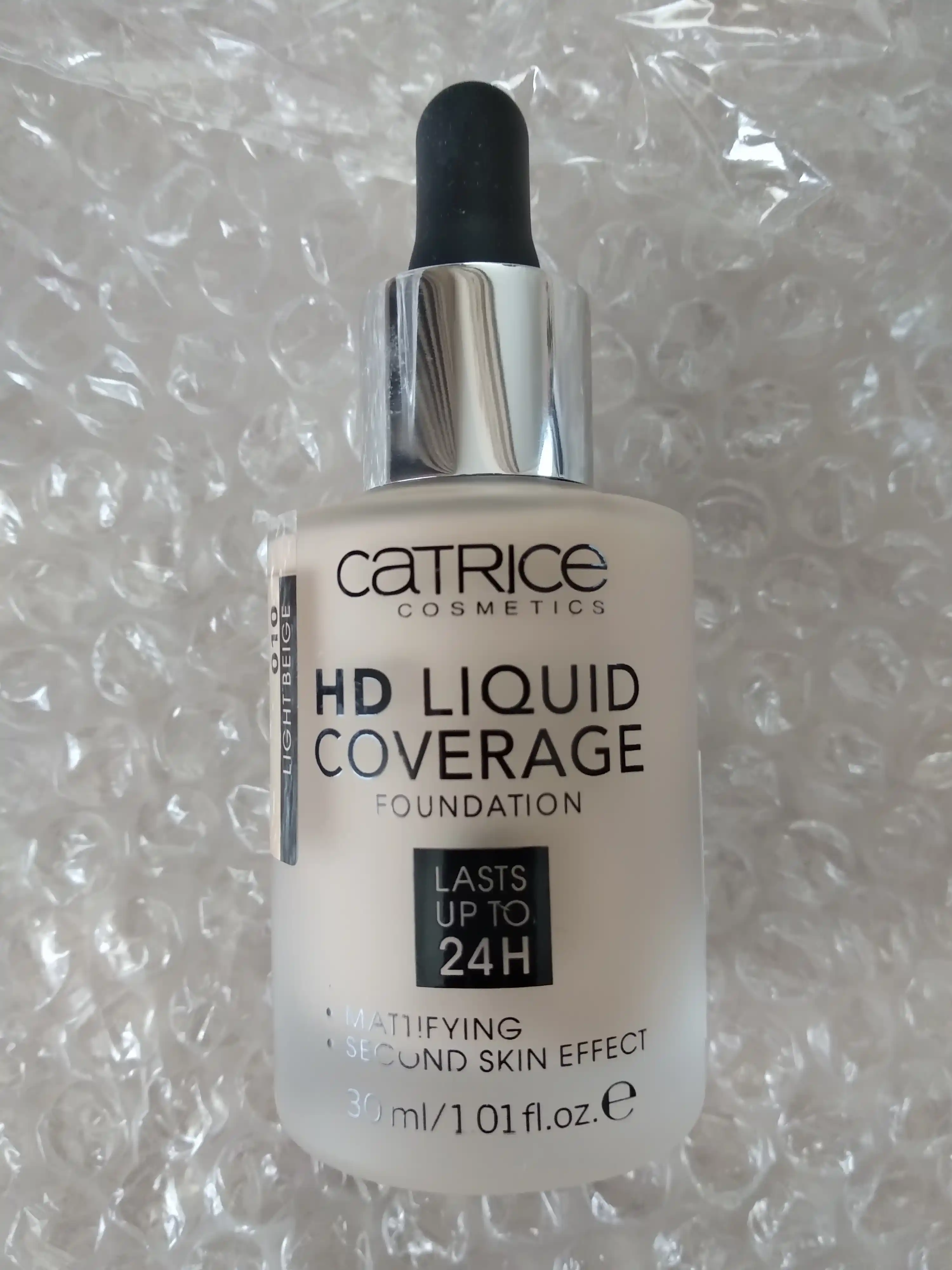 Tonal krem, suyuq asos, teri rangini tekislaydi, yuqori chidamlilik, 30 ml