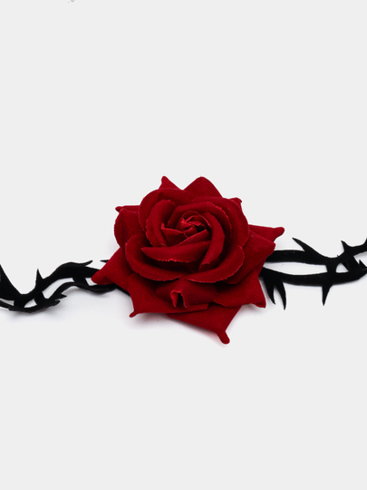 Choker, ayollar gotik chokeri atirgul bilan