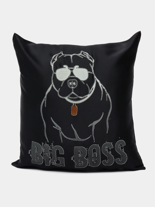 Big Boss" bosilgan yostiqlar - 