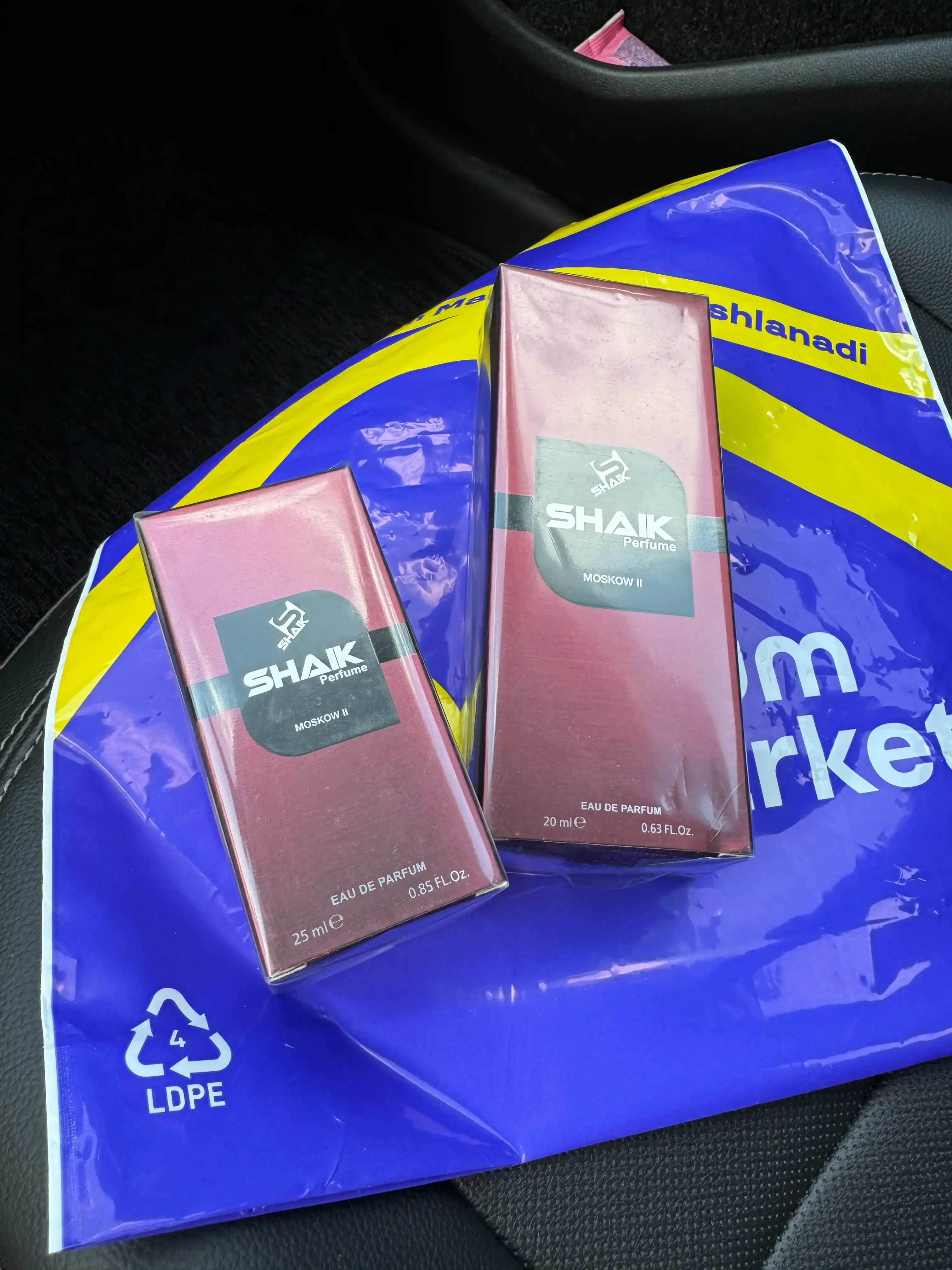 Parfyumlangan suv SHAIK Moscow 2, Molecules Escentric 02, uniseks, 10, 20, 25 ml