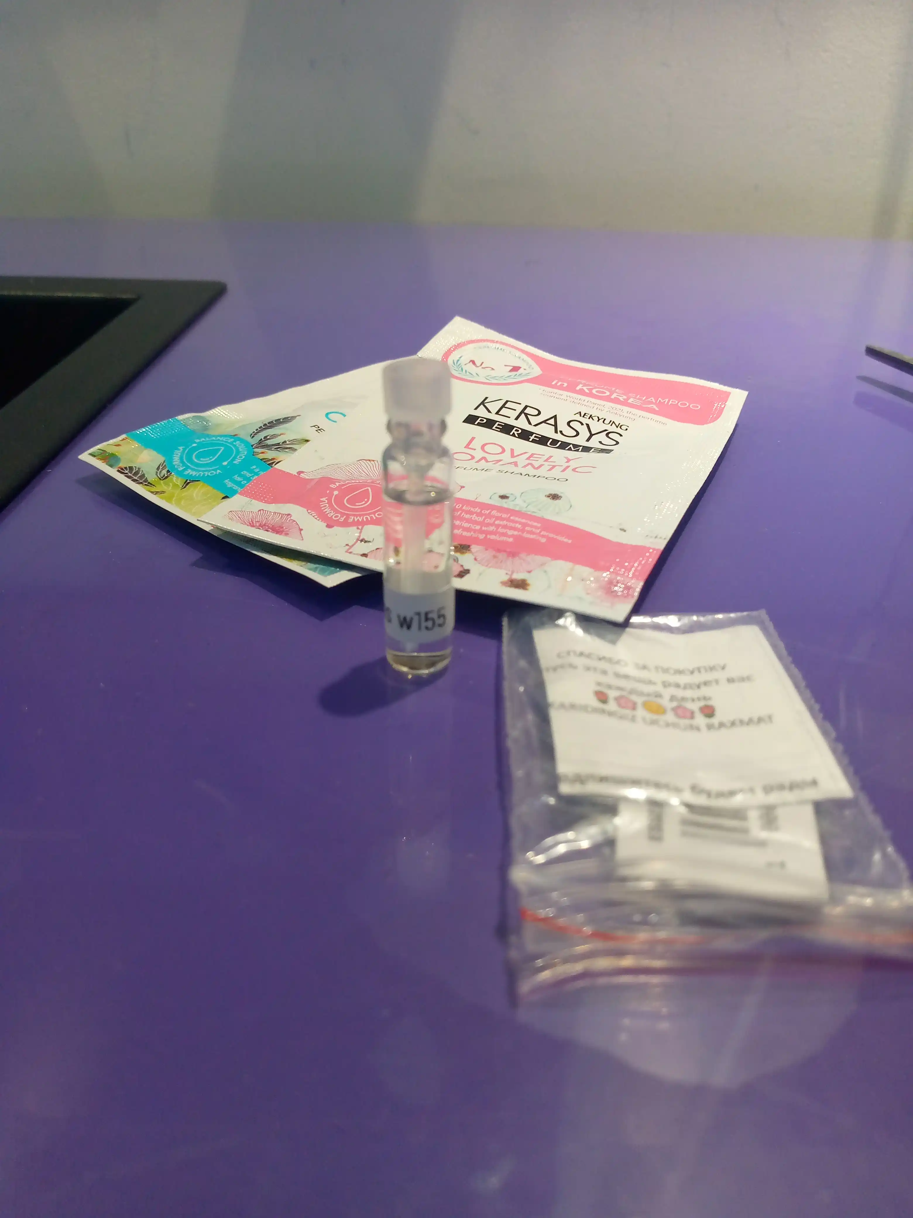 ESSENS parfum namunalari, ayollar uchun iforlar