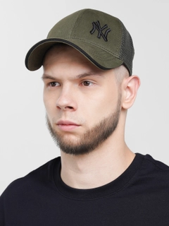 Зеленый