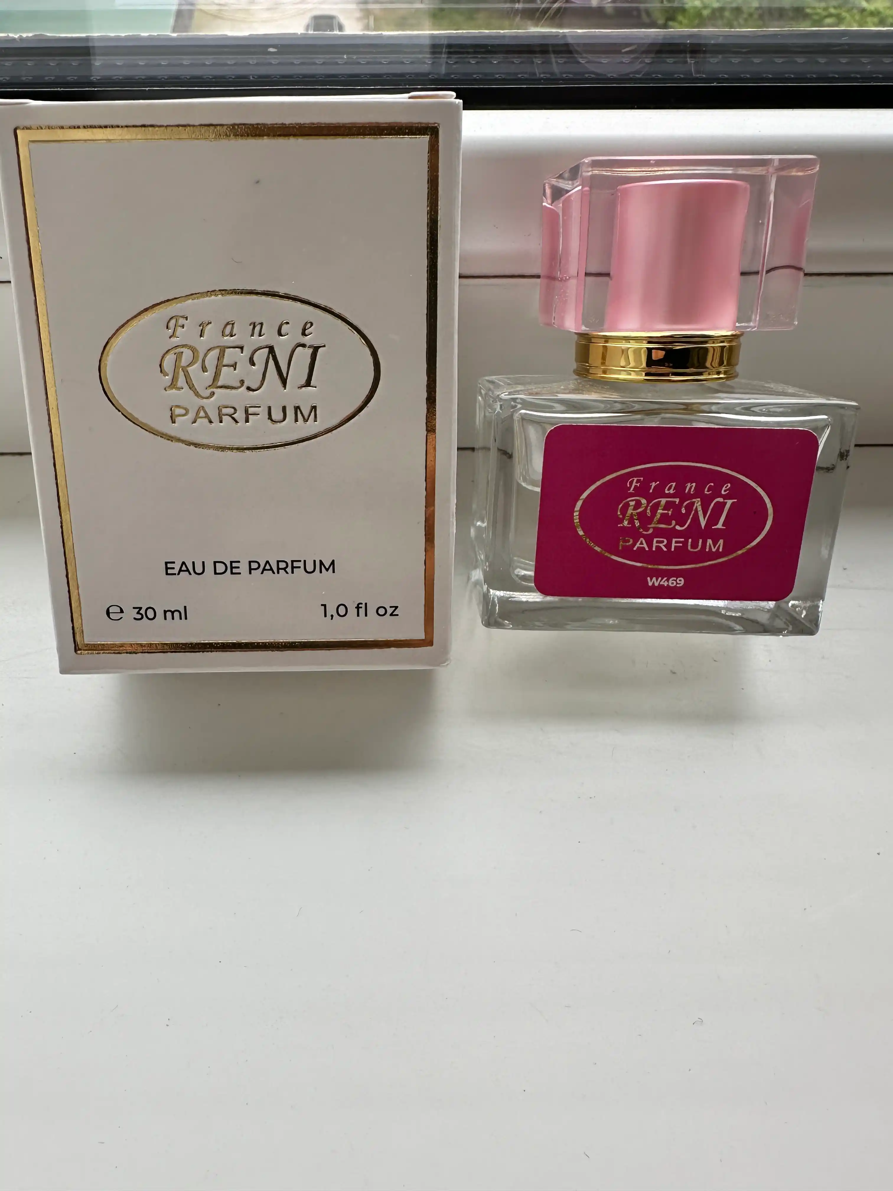 Parfumlangan suv RENI W469, uniseks aromati Molecules Escentric 02 asosida