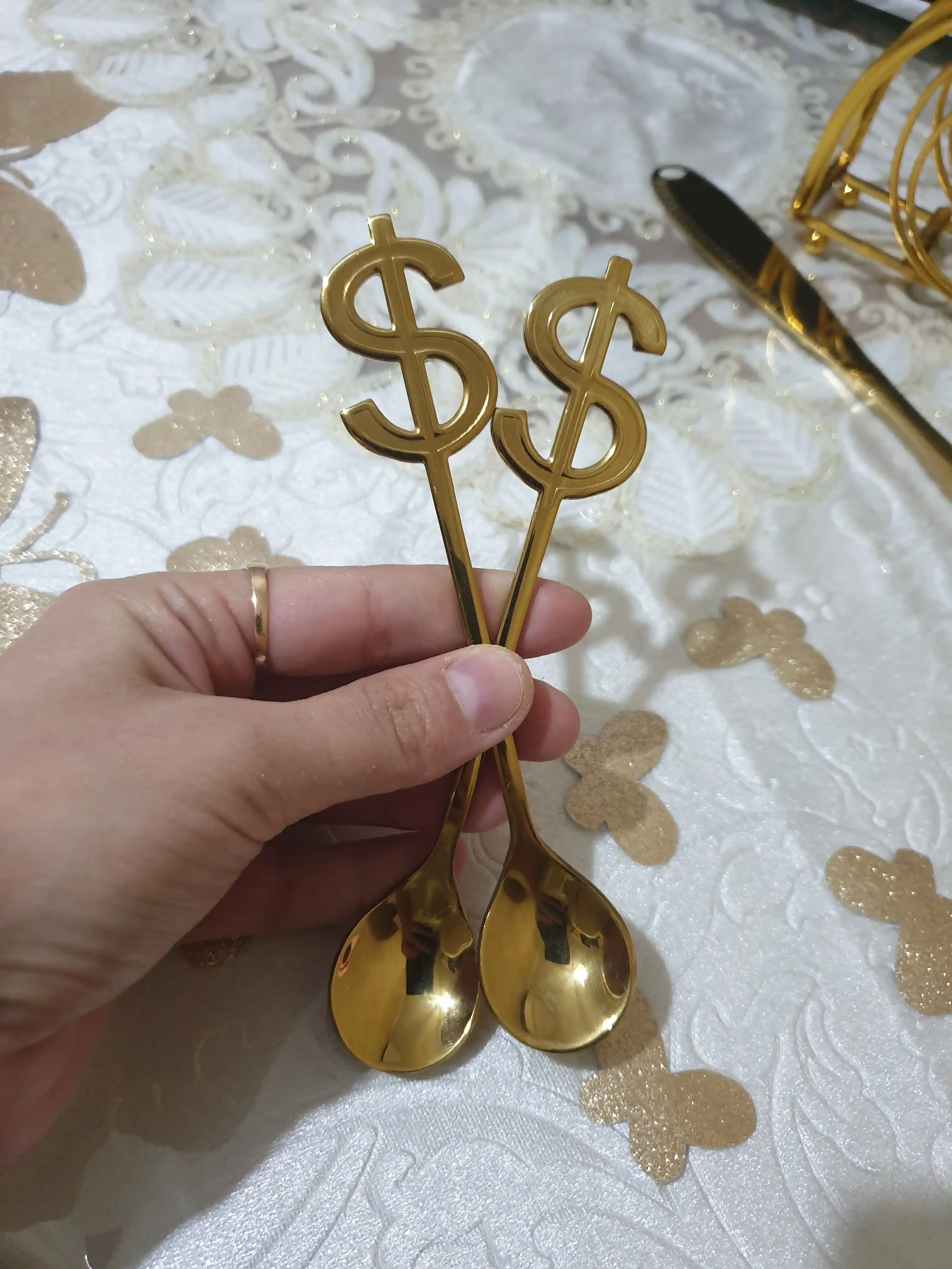 Choy qoshiq-dollar, suvenir