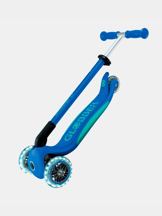 Uch g'ildirakli samokat Globber Primo Foldable Plus Lights